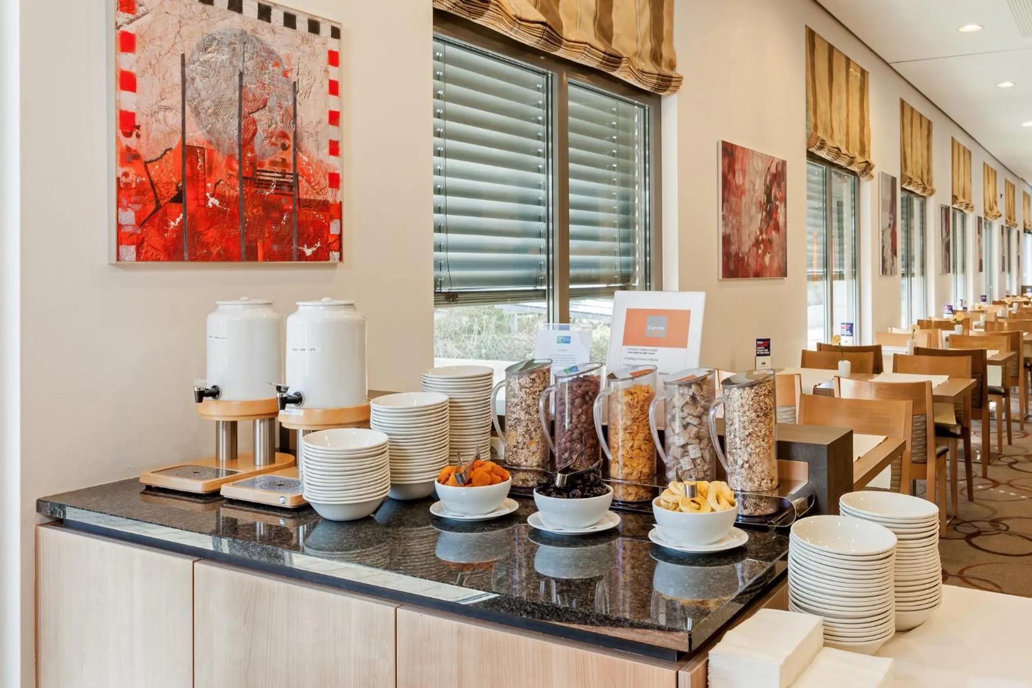 Breakfast in Holiday Inn Express Nürnberg-Schwabach