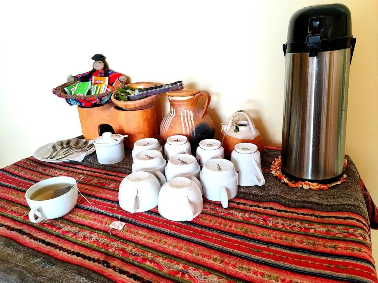 Coffee/tea facilities in SUMAQ PUNO