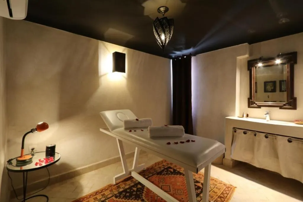 Riad 103 Medina Pool and Hammam