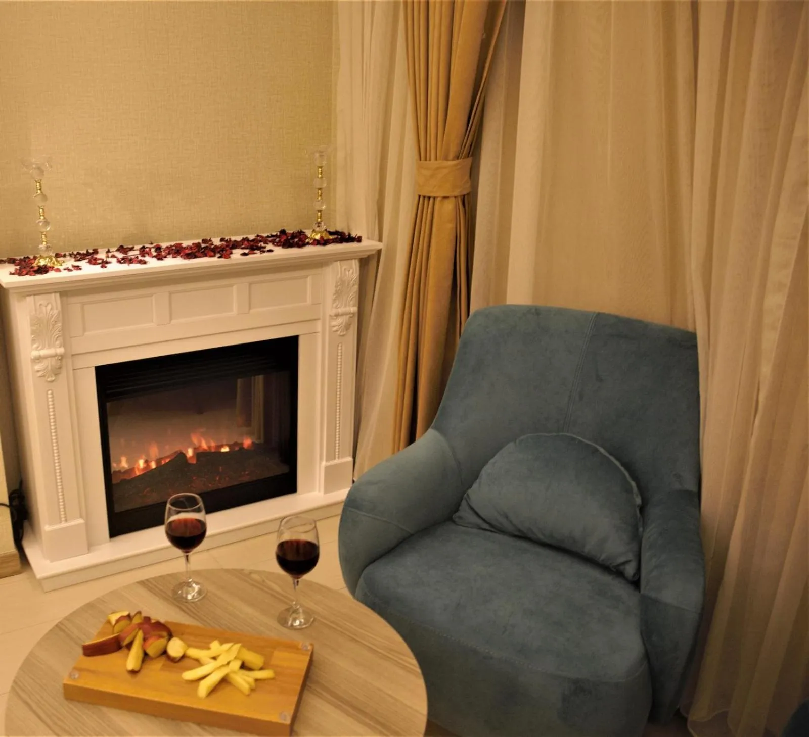 flat iron in RESTWON SUIT