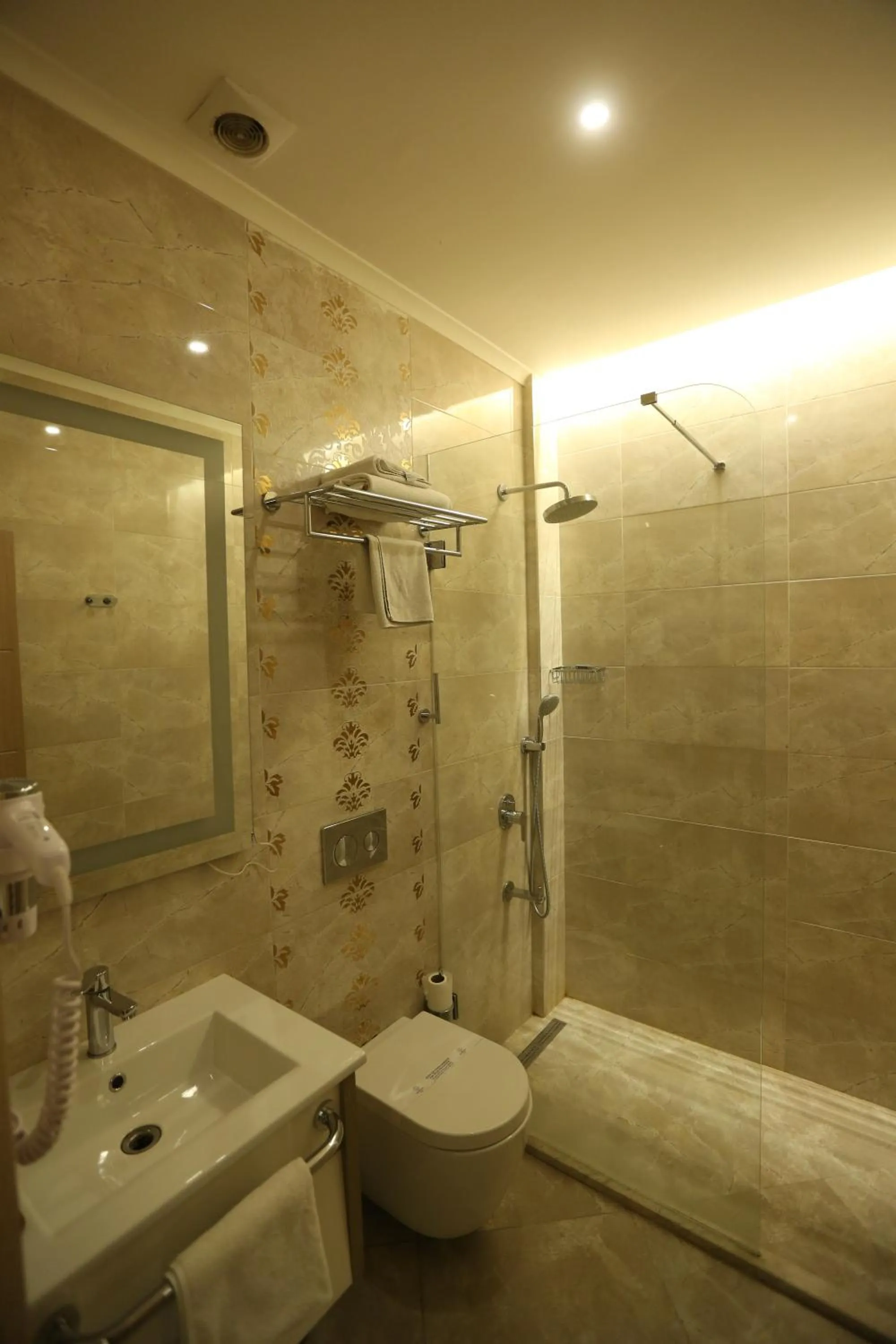 Bathroom in RESTWON SUIT