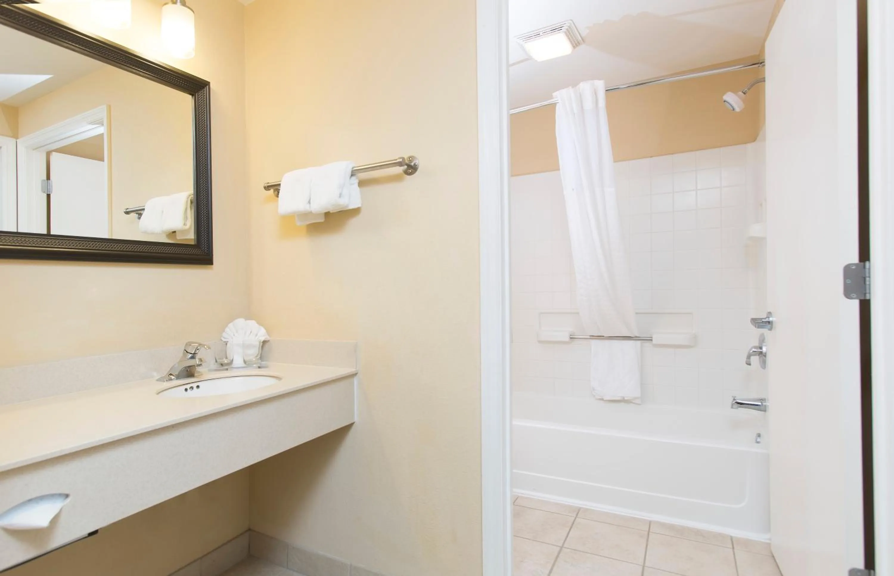 Bathroom in staySky Suites I-Drive Orlando Near Universal