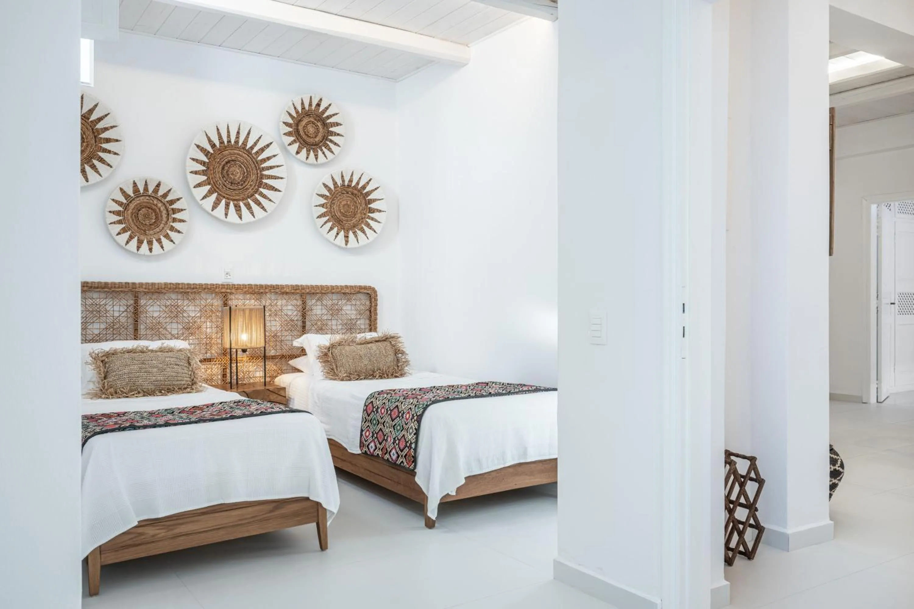 Bedroom, Bed in Oia Sunset Villas