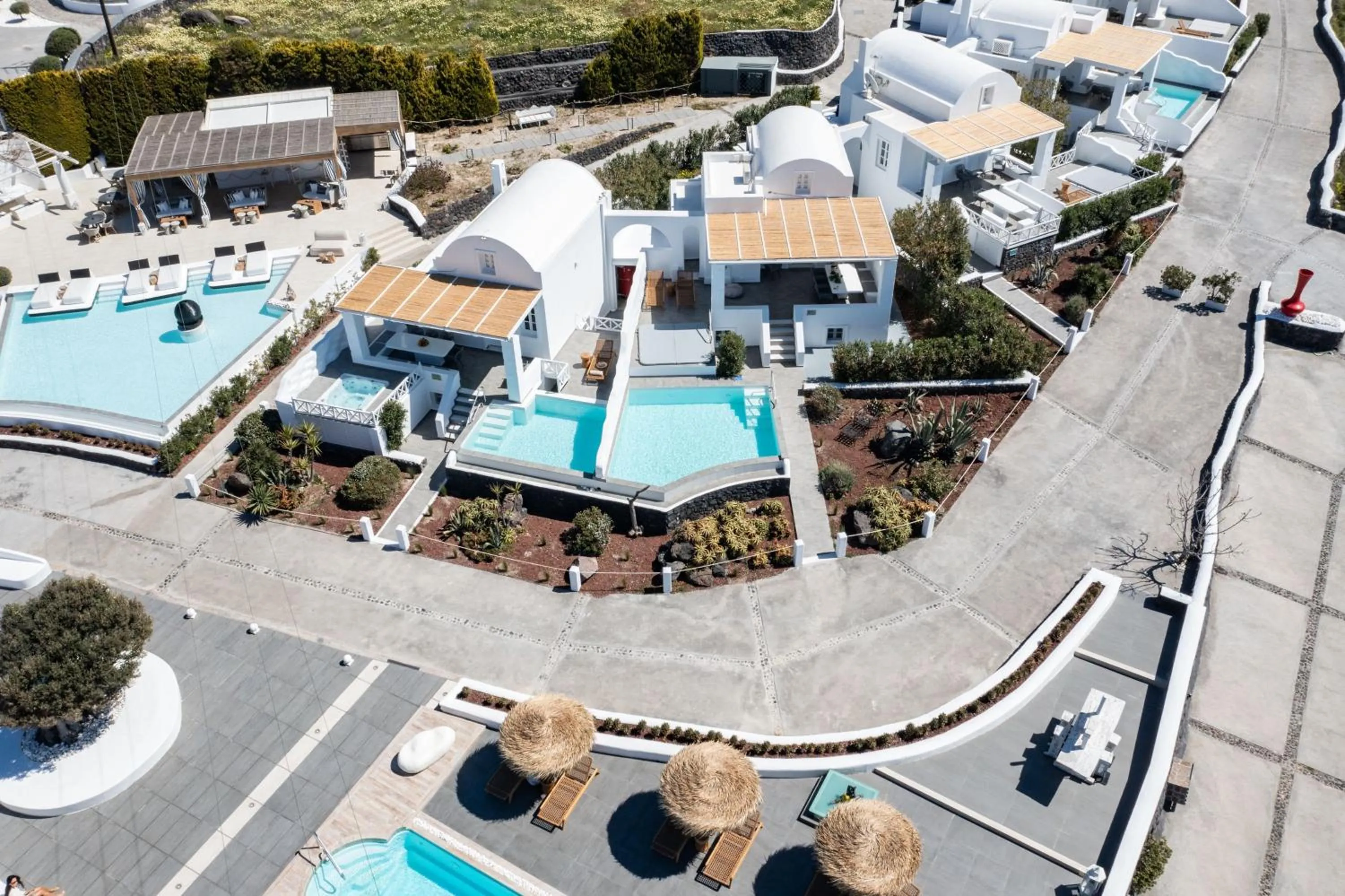 Bird's eye view in Oia Sunset Villas