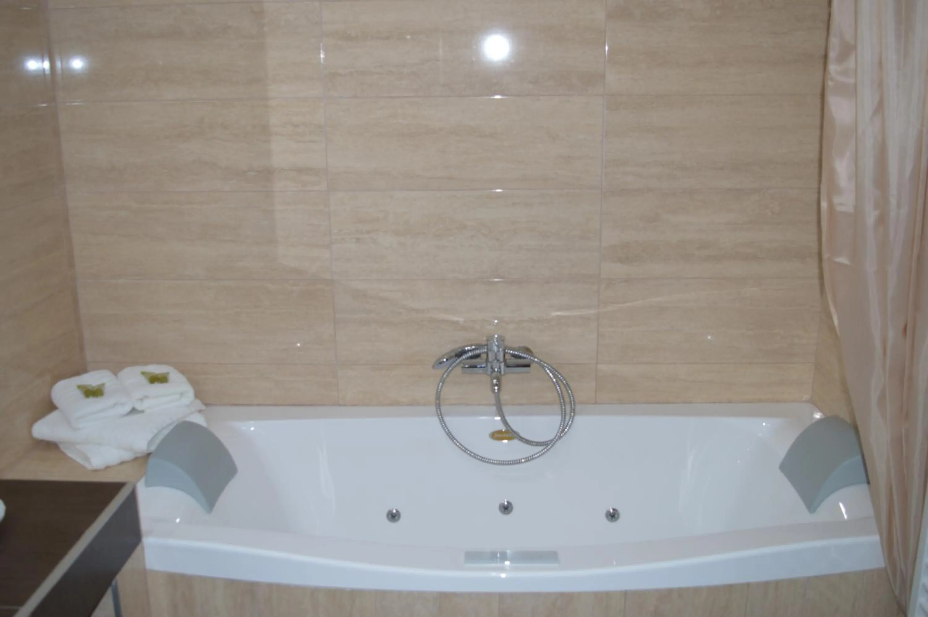 Bathroom in Achillio Hotel