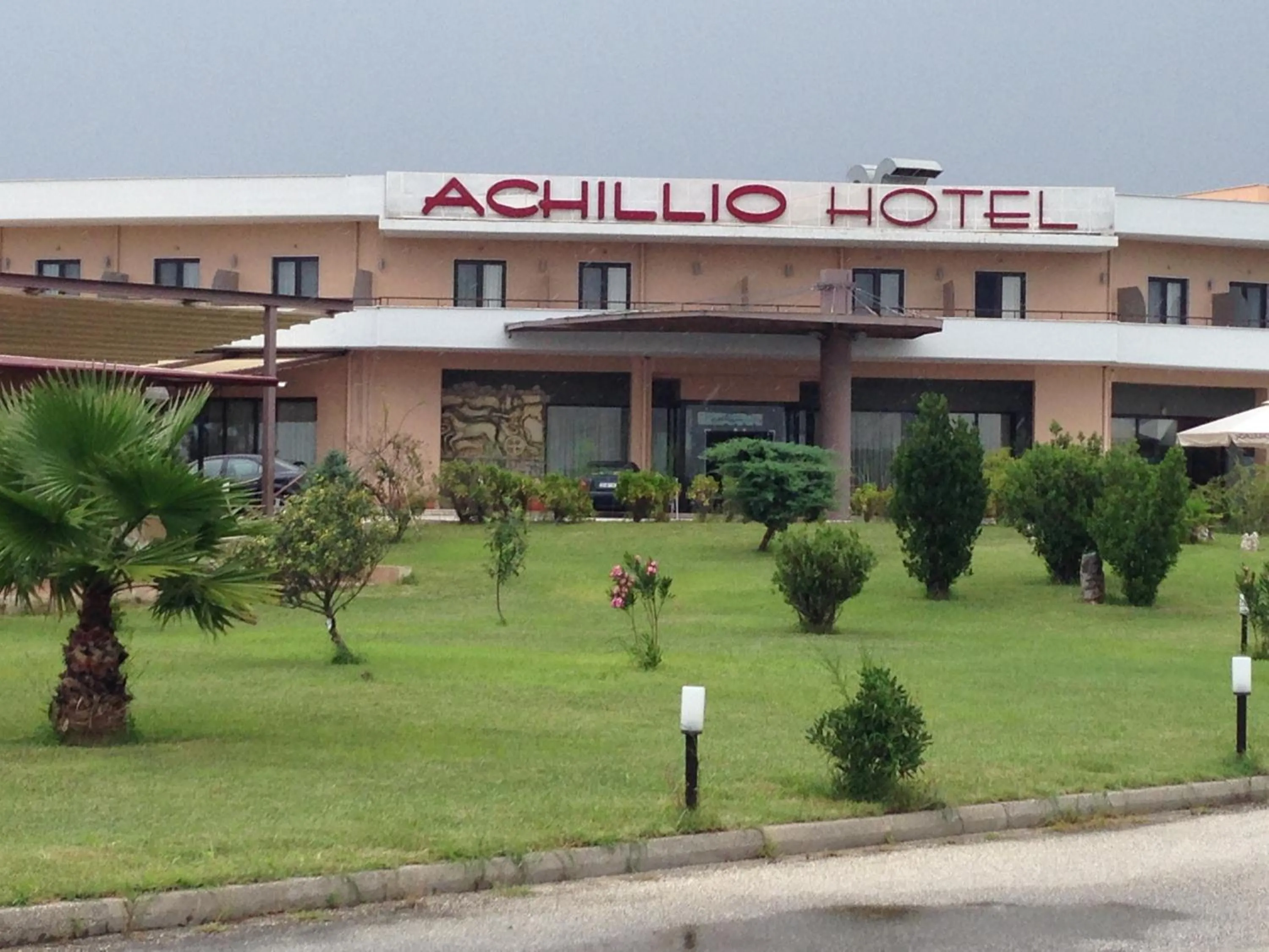 Facade/entrance in Achillio Hotel