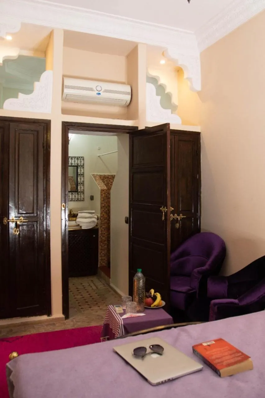 Bedroom, Bed in New Bahia