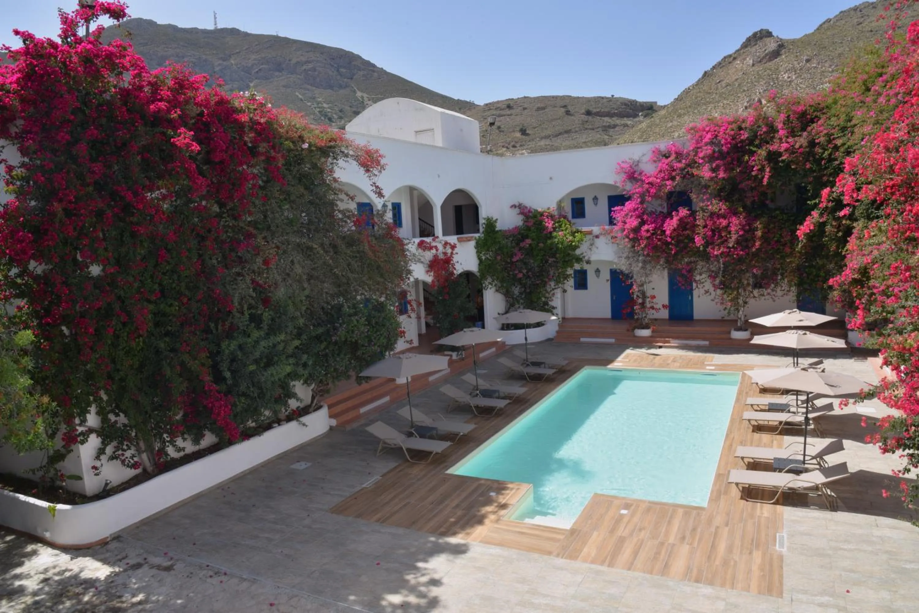 Swimming pool in Boutique Hotel Tilos Mare