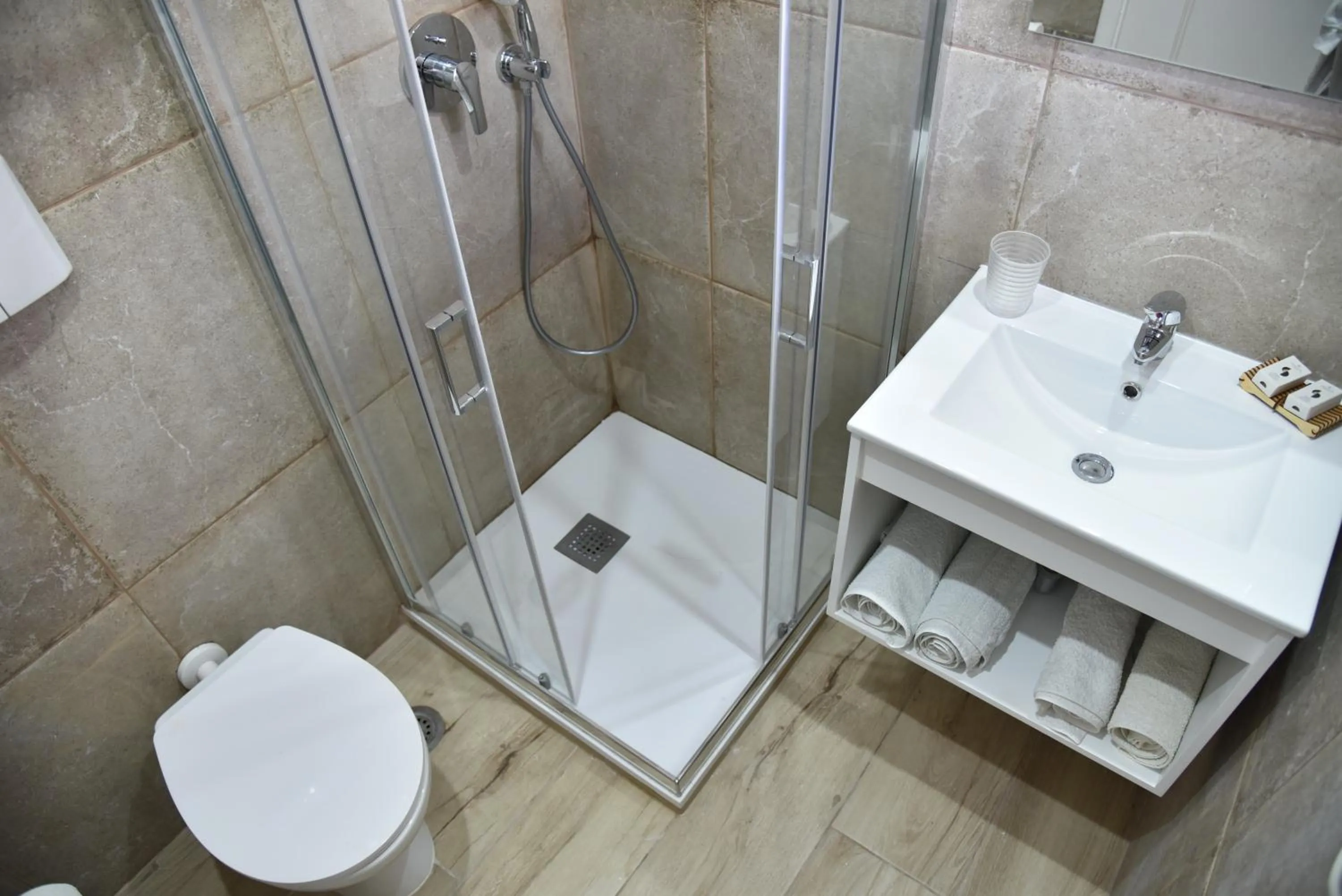 Shower in Boutique Hotel Tilos Mare