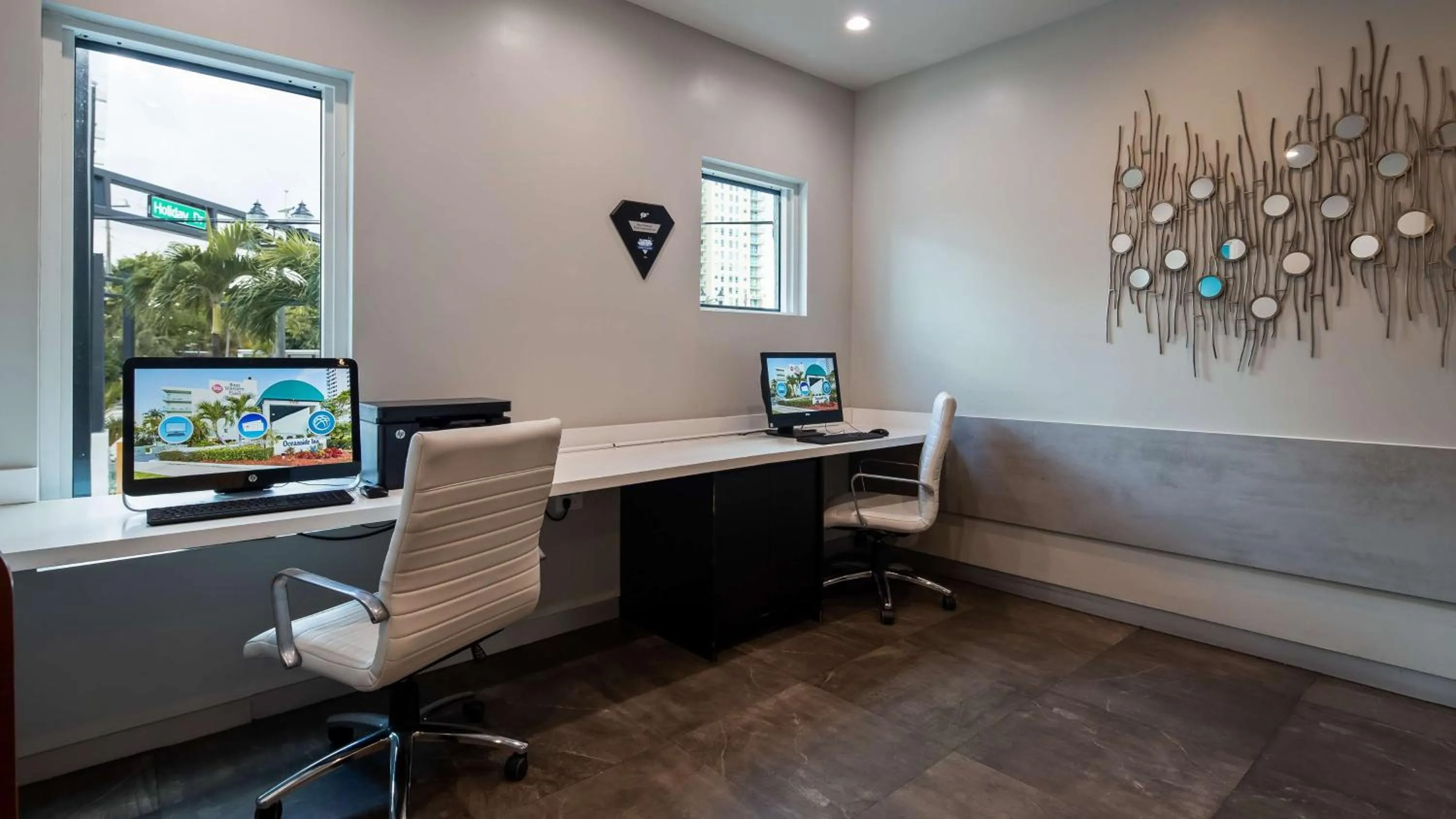 Business facilities in Best Western Plus Oceanside Inn
