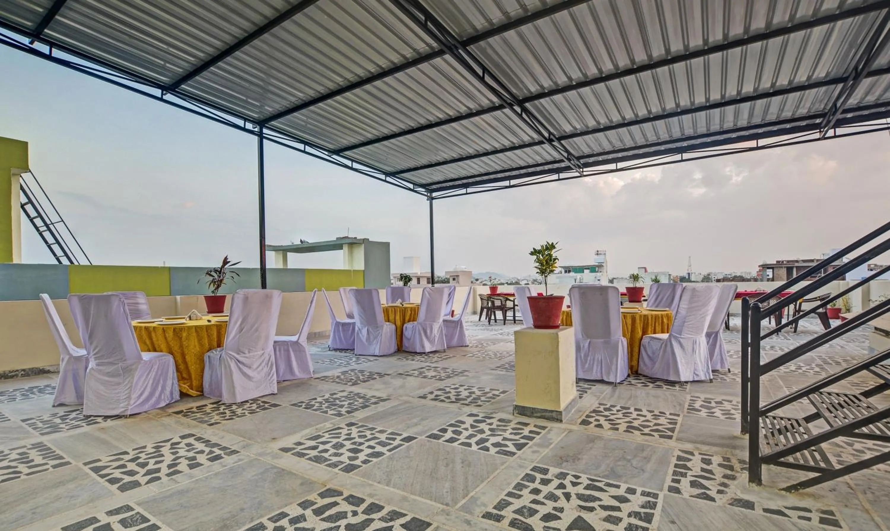 Hotel Vishvam Residency Udaipur