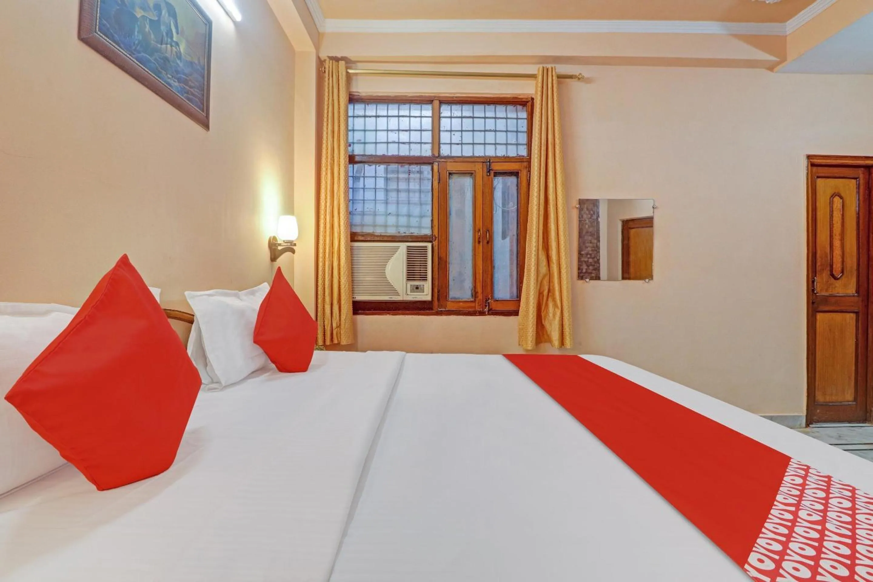 Bedroom, Bed in Super Hotel O Satguru Residency