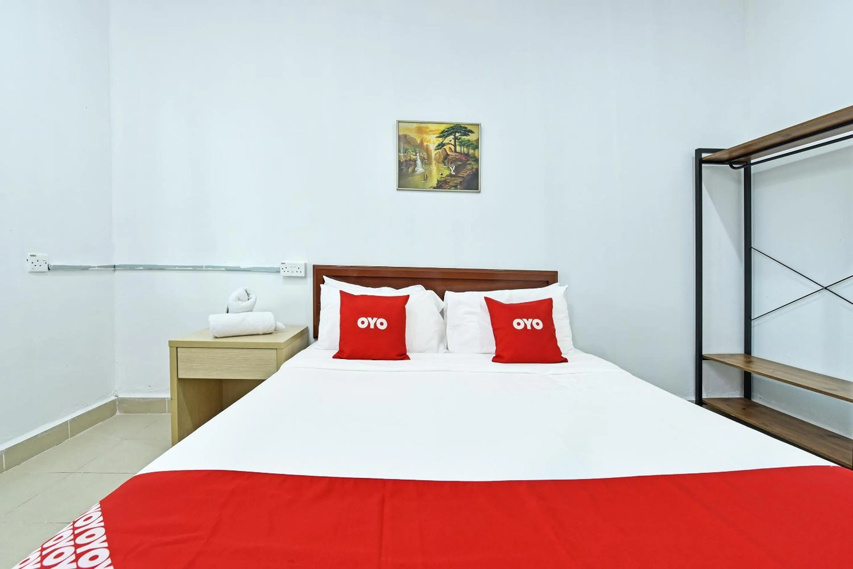 Bedroom in Collection O 90622 Sehijau Cenang