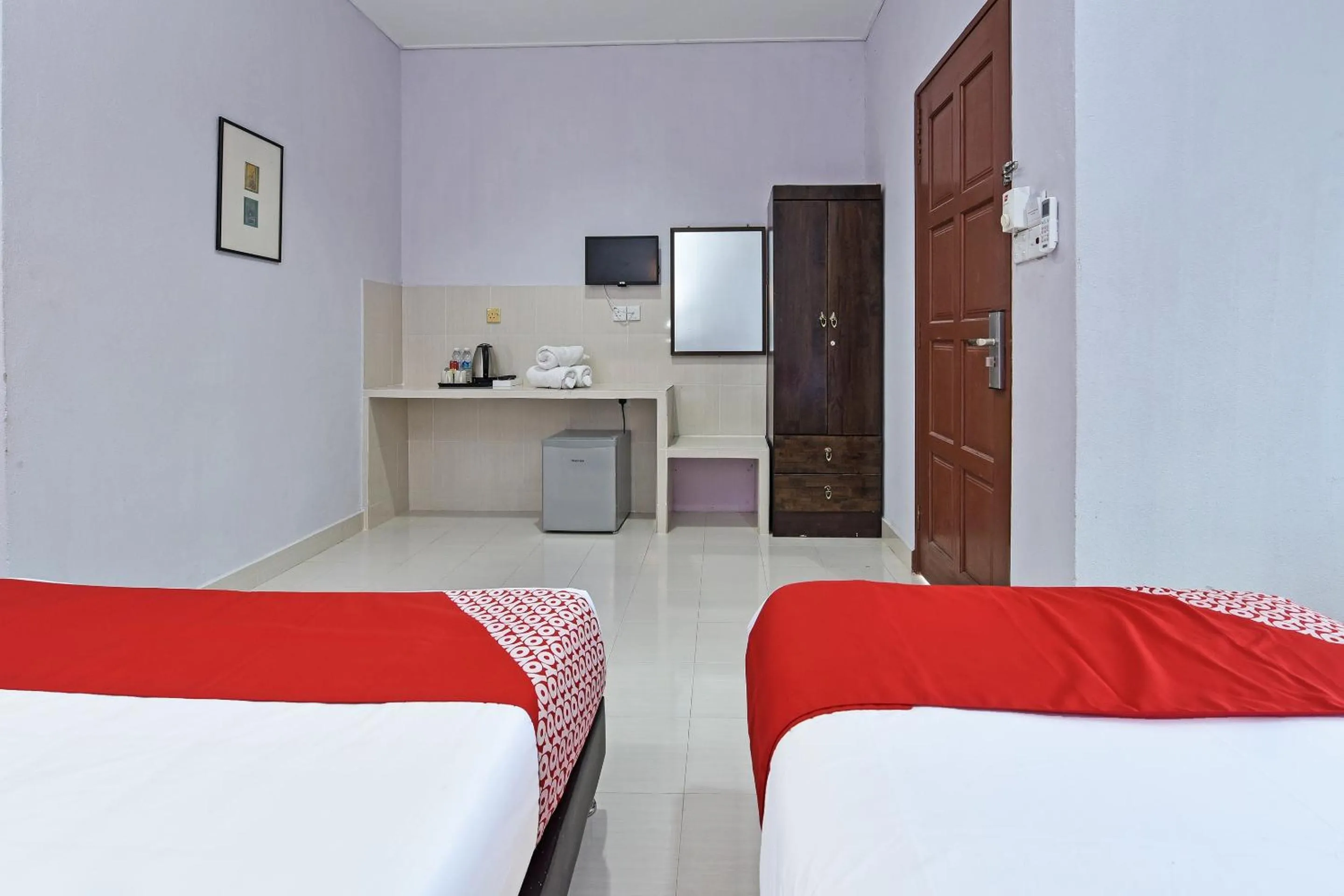 Bedroom in Collection O 90622 Sehijau Cenang