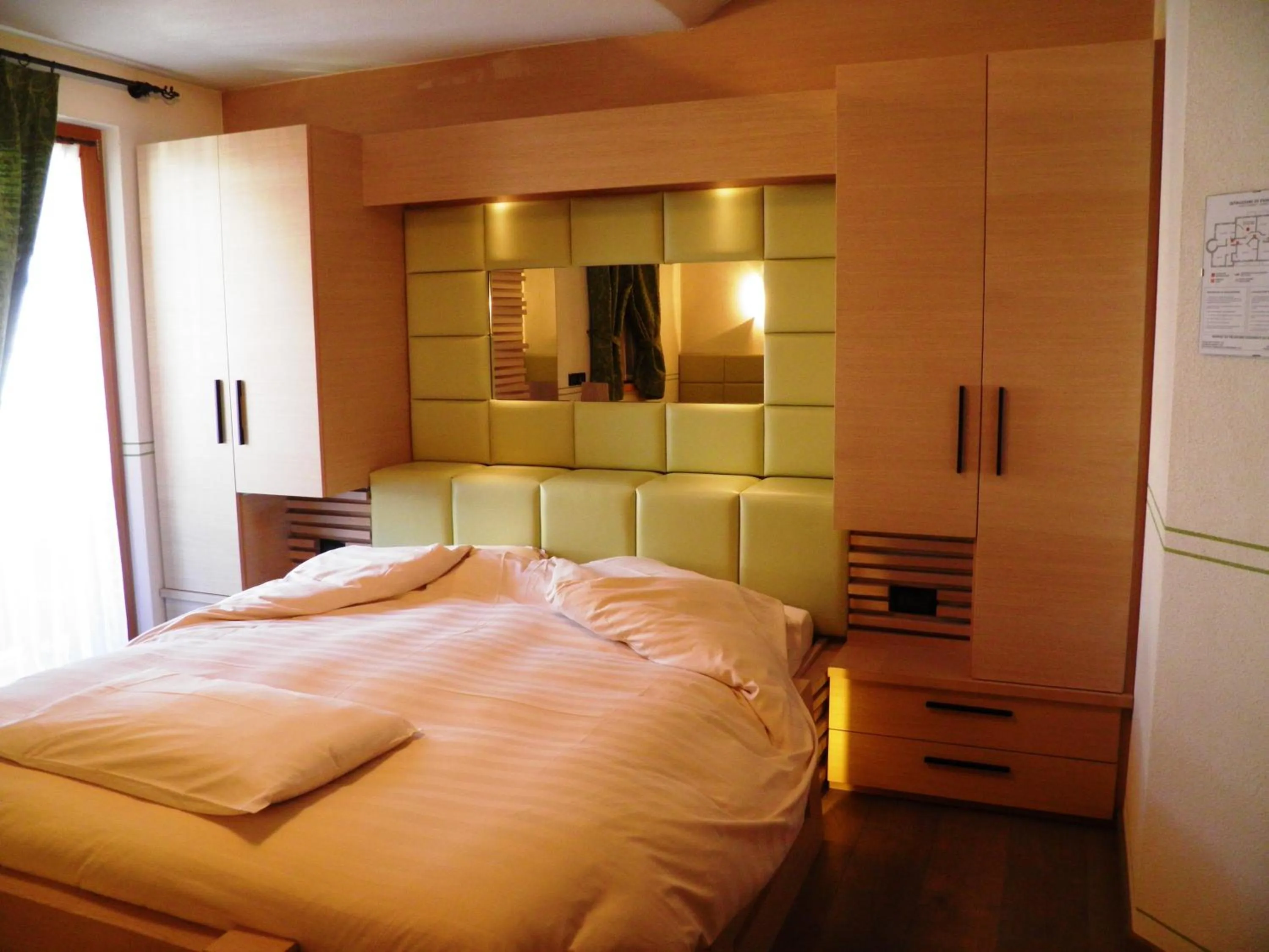 Bed in Hotel Pontiglia