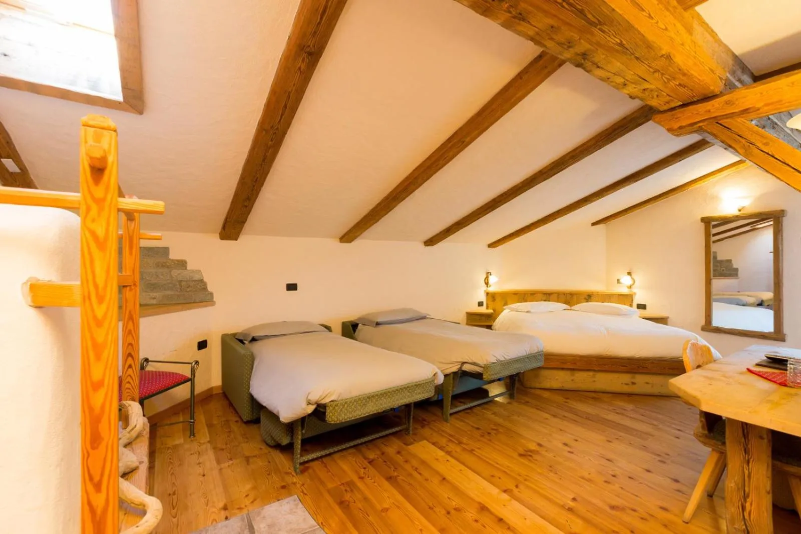 Bedroom, Bed in Hotel Pontiglia