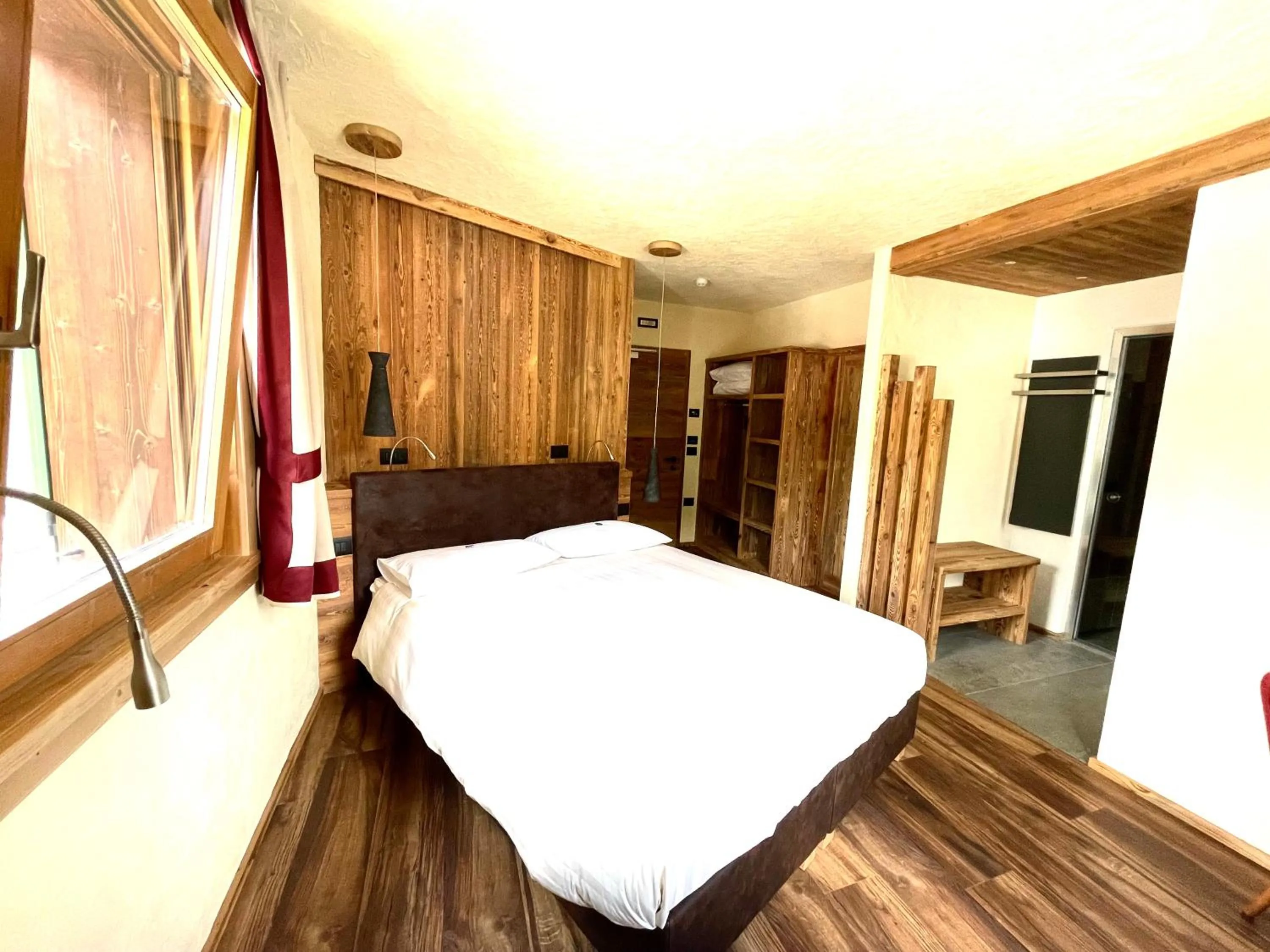 Bed in Hotel Pontiglia