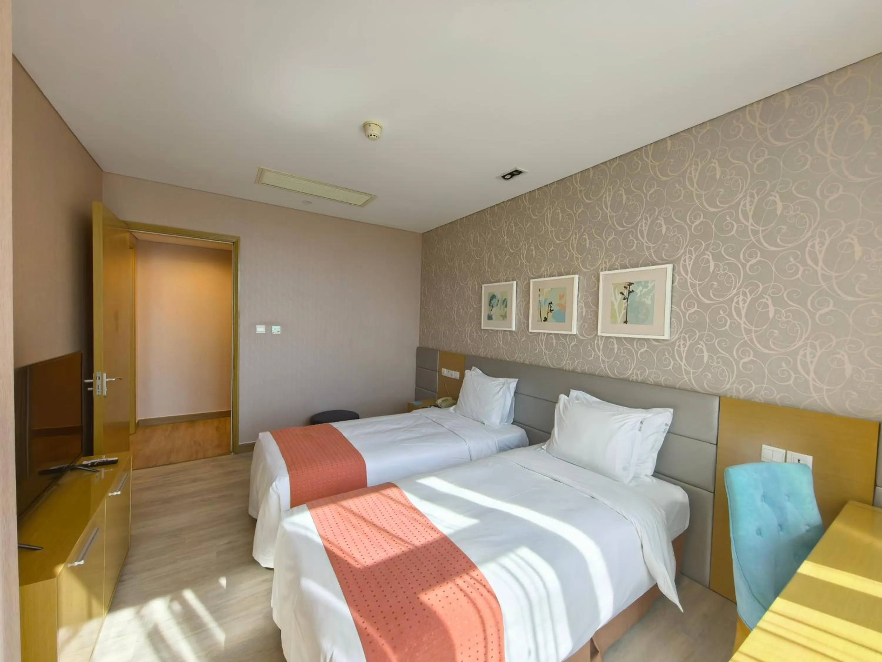 Bed in Holiday Inn Express Beijing Yizhuang by IHG