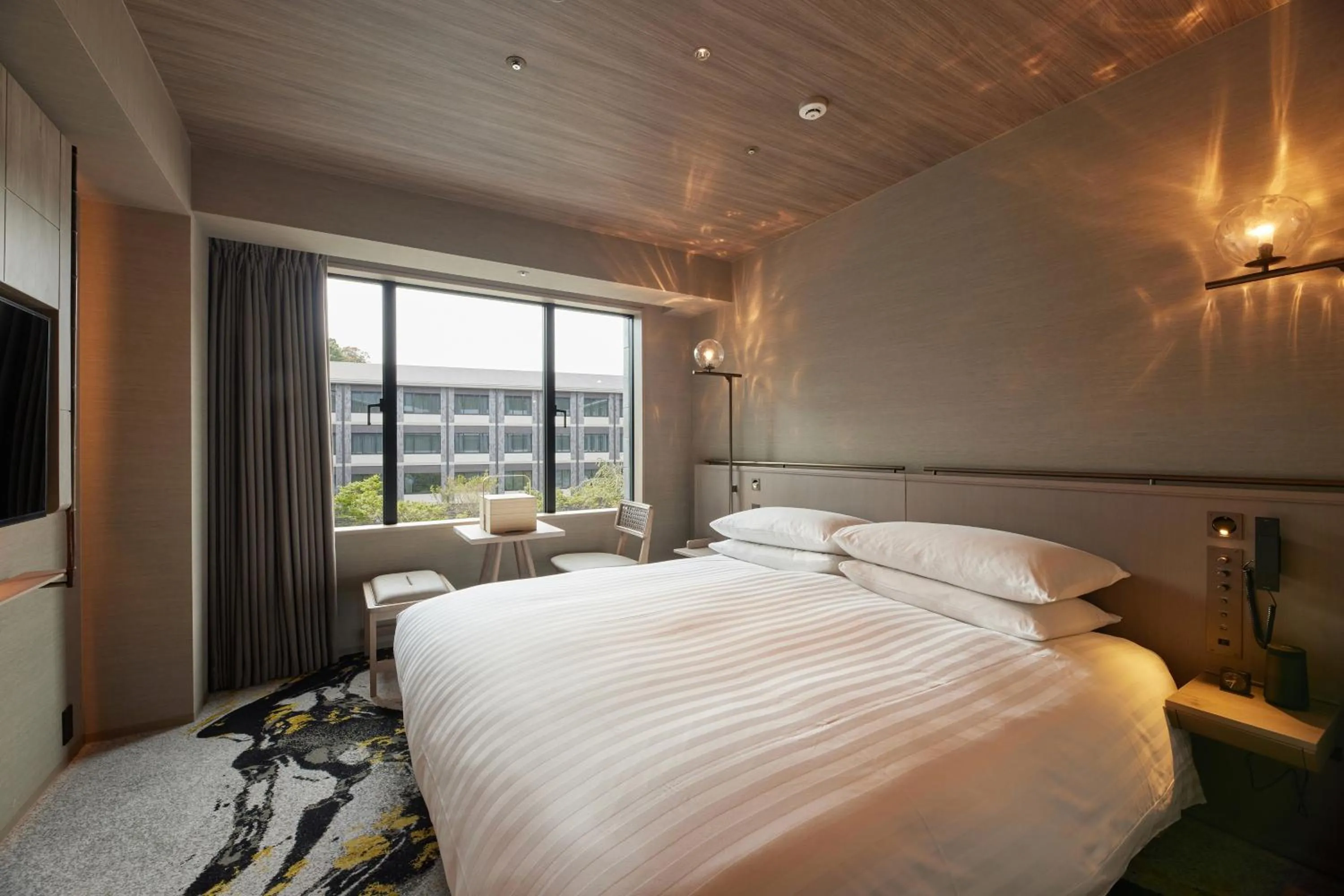 Bed in THE HOTEL HIGASHIYAMA KYOTO TOKYU, A Pan Pacific Hotel