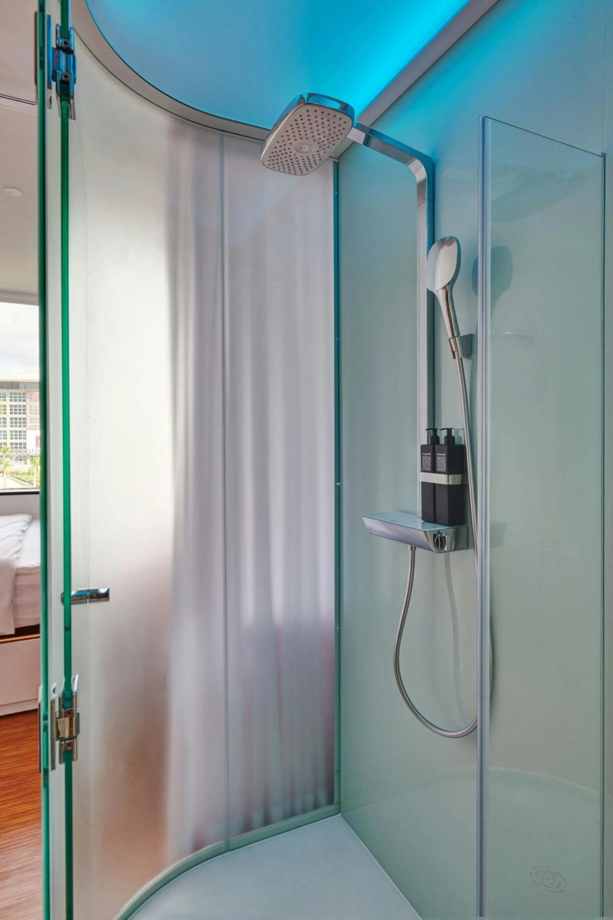 Bedroom in citizenM Miami World Center