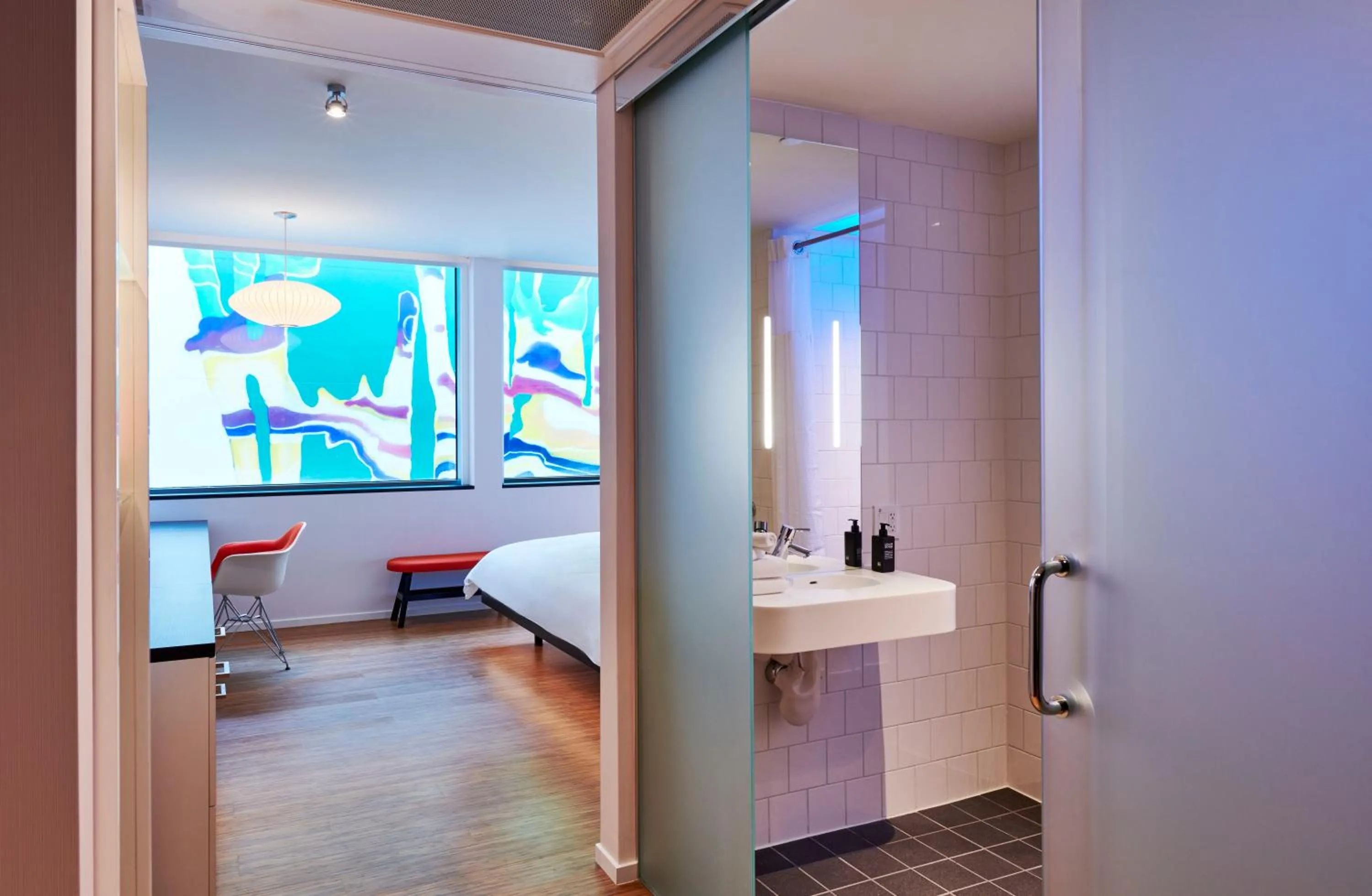 Bedroom in citizenM Miami World Center