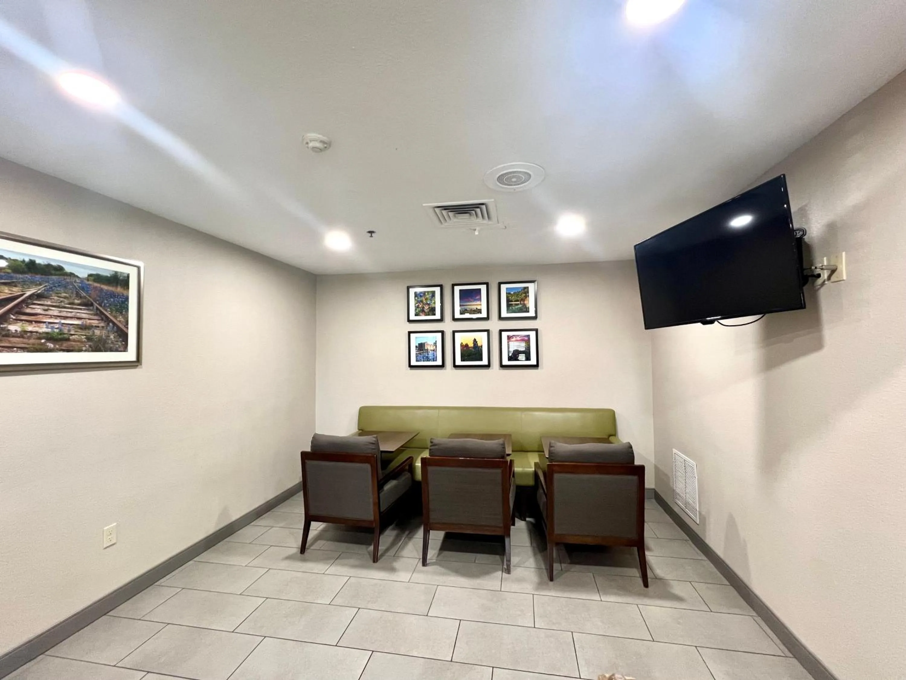 Country Inn & Suites by Radisson, Fort Worth, TX