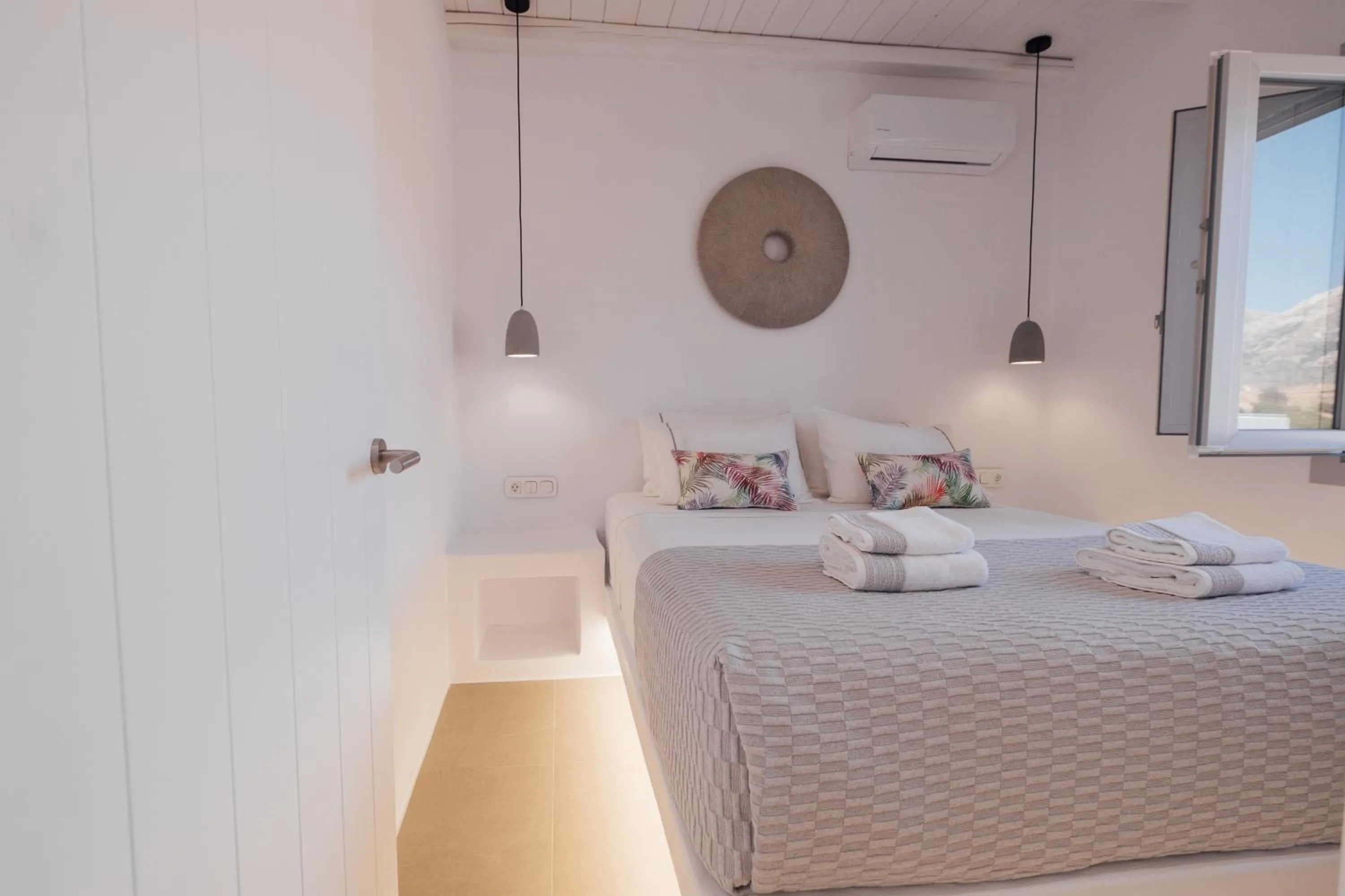 Bed in Xerolithos Natural Living