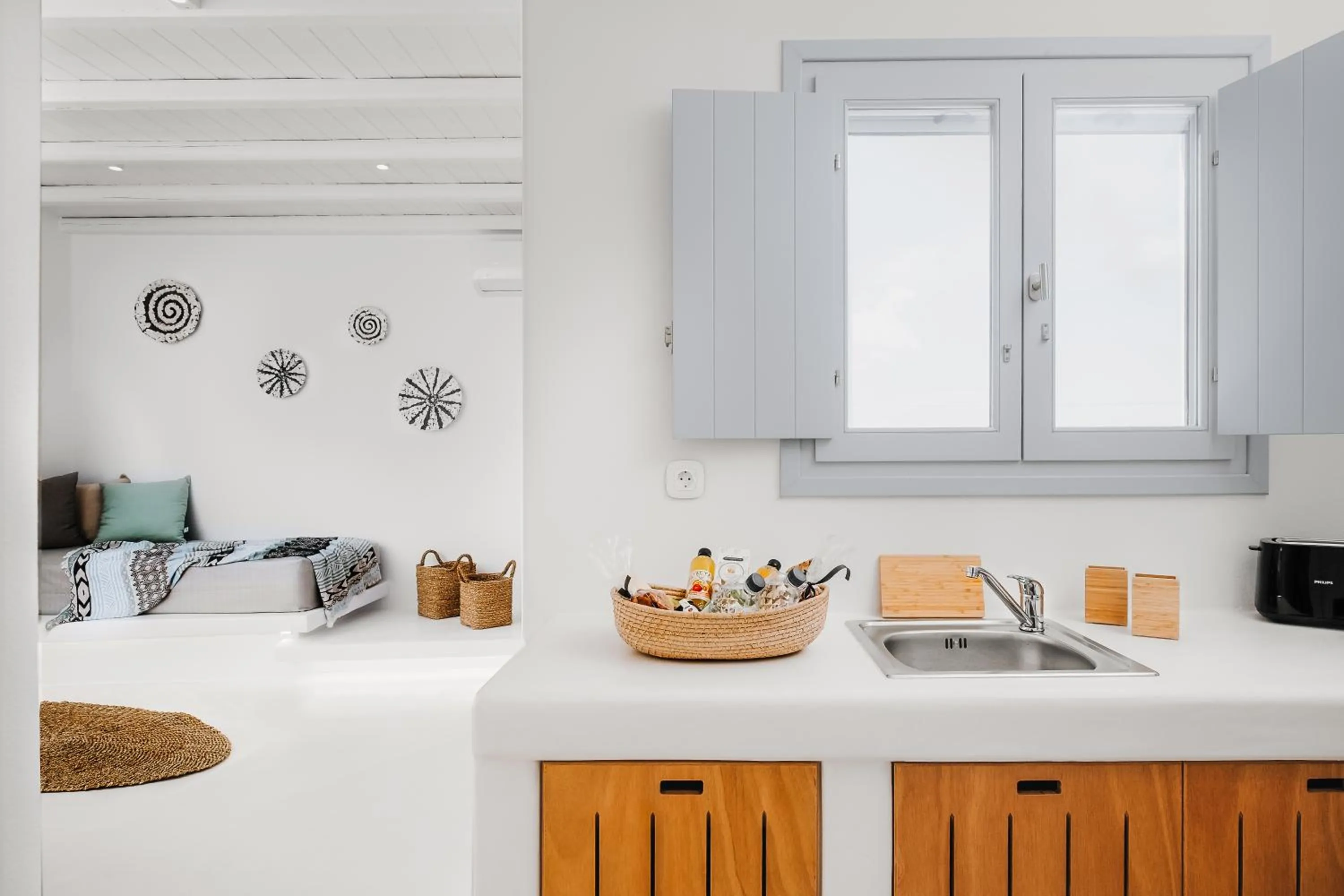 Coffee/tea facilities in Xerolithos Natural Living