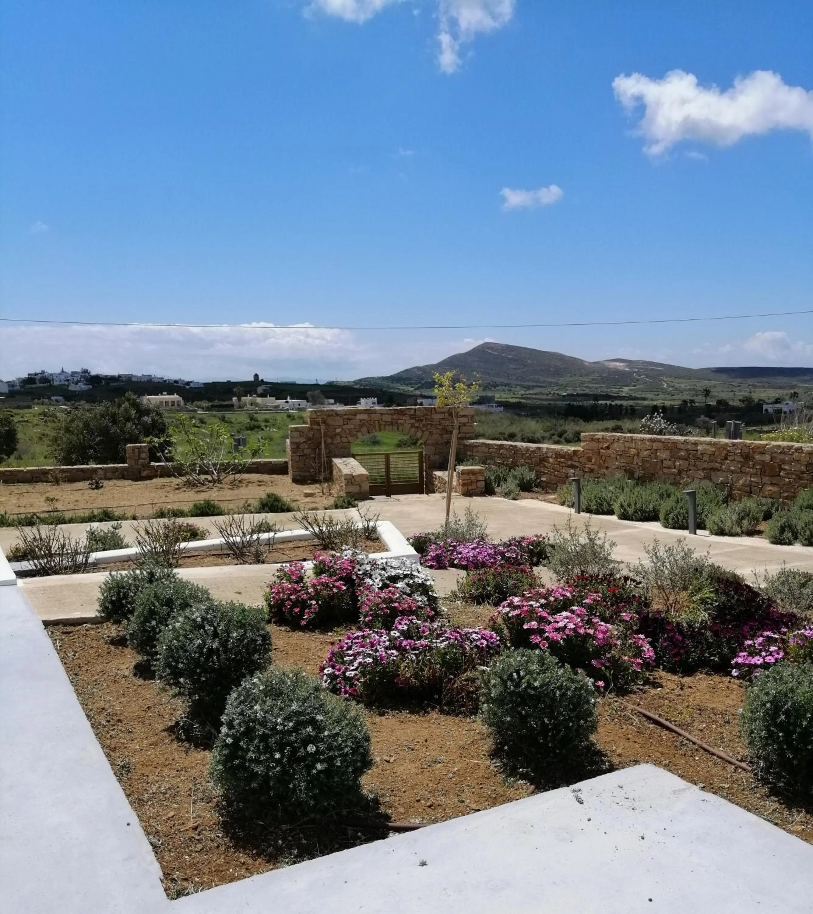 Day in Xerolithos Natural Living