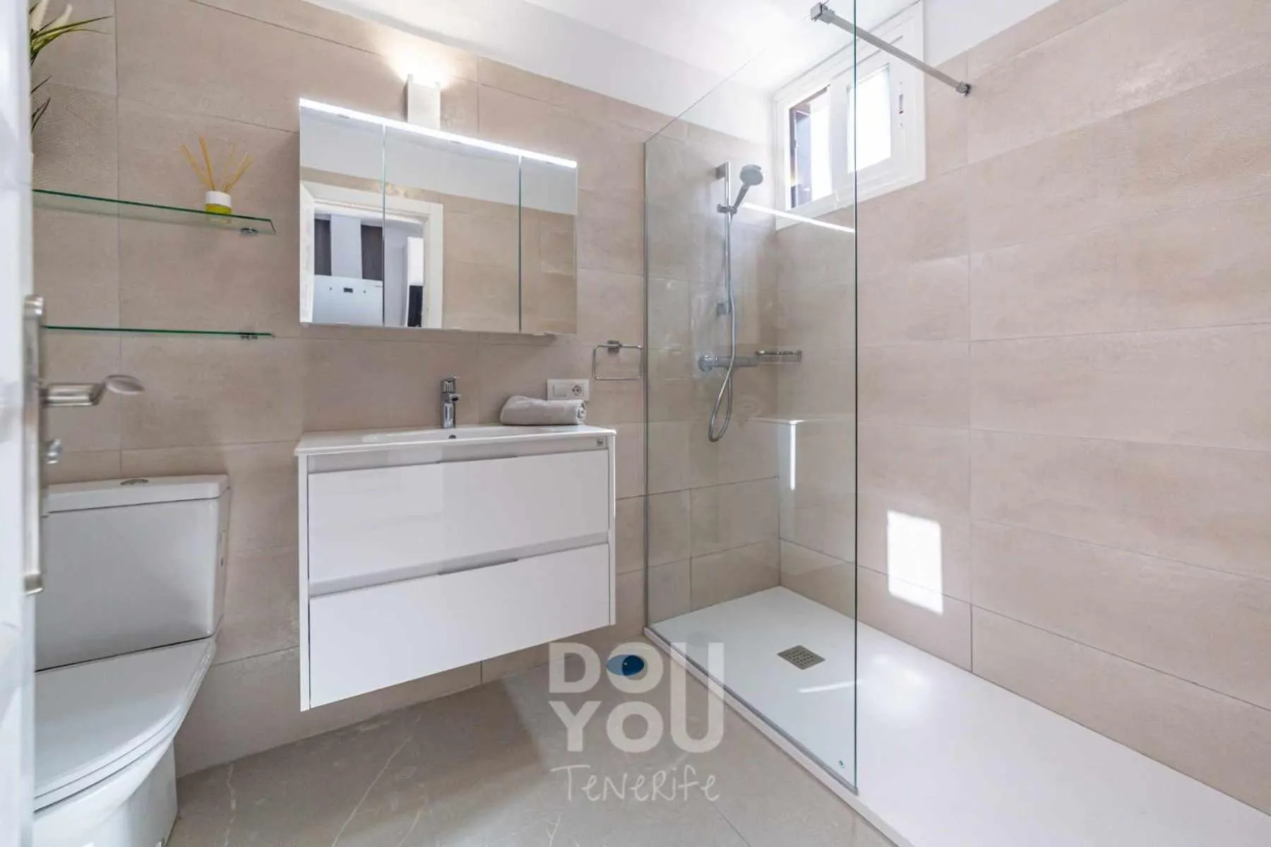 Shower in Apartment Paraiso Royal