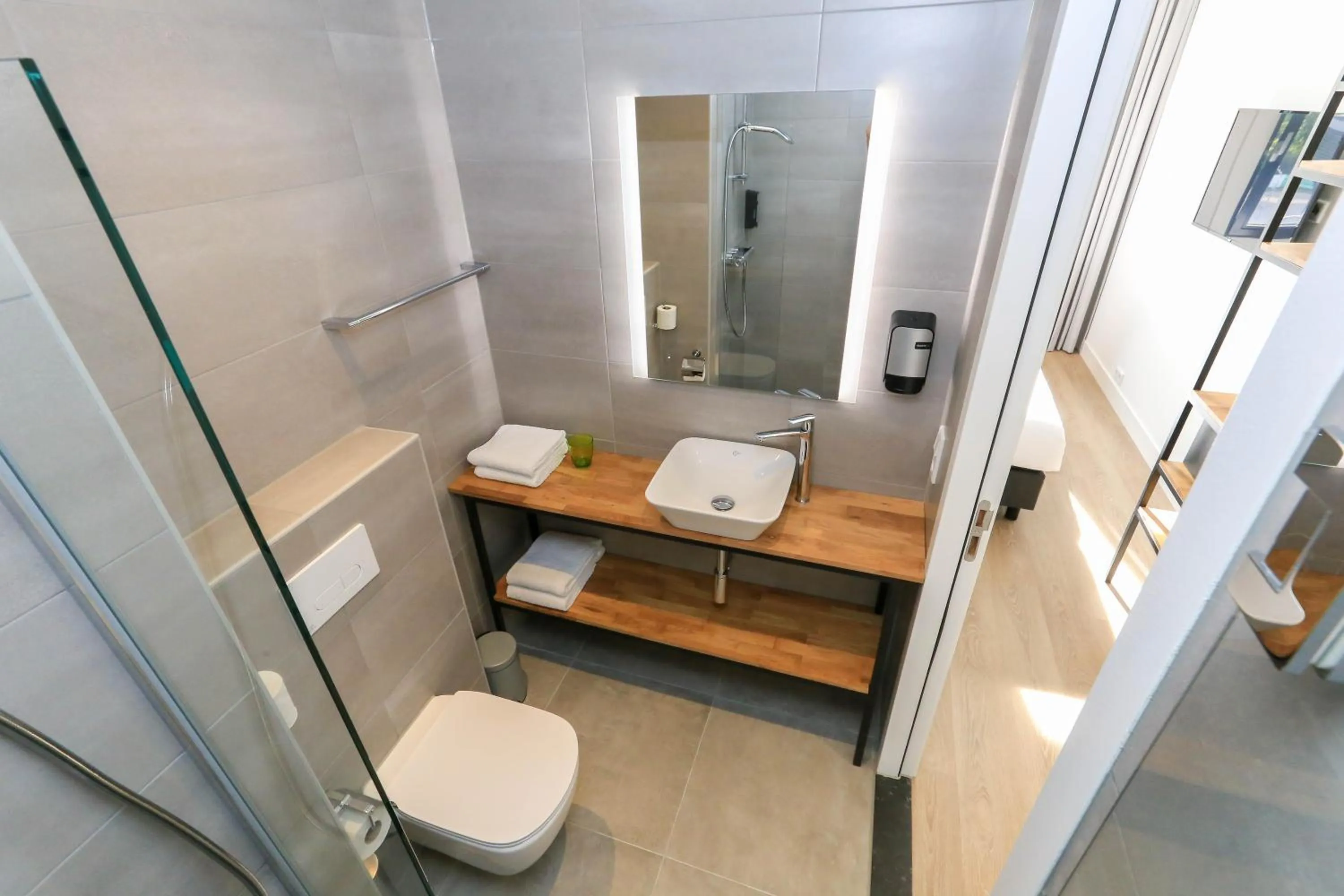 Bathroom in Fletcher Hotel Rotterdam-Airport