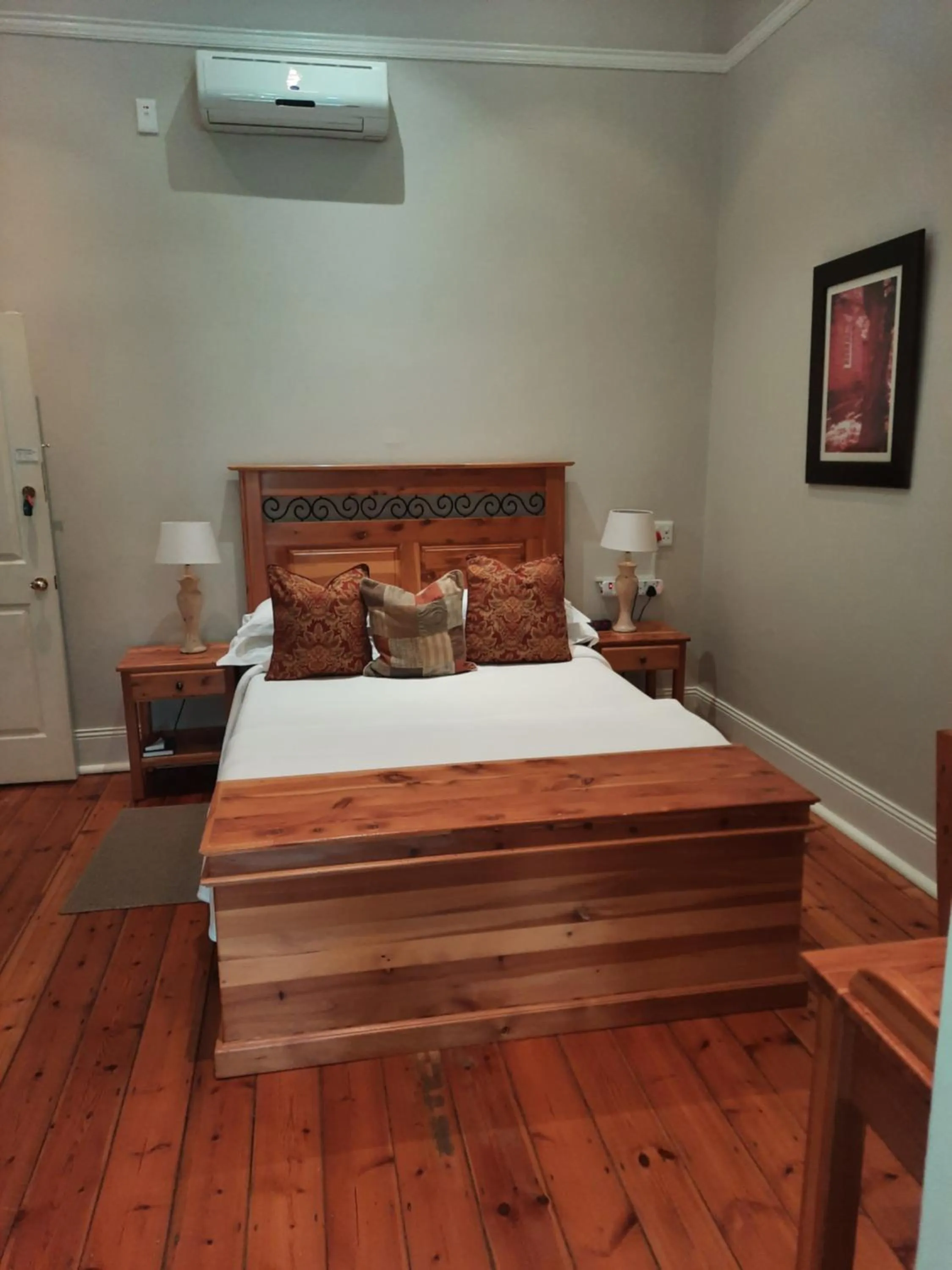 Bedroom, Bed in Villa Beryl Guesthouse