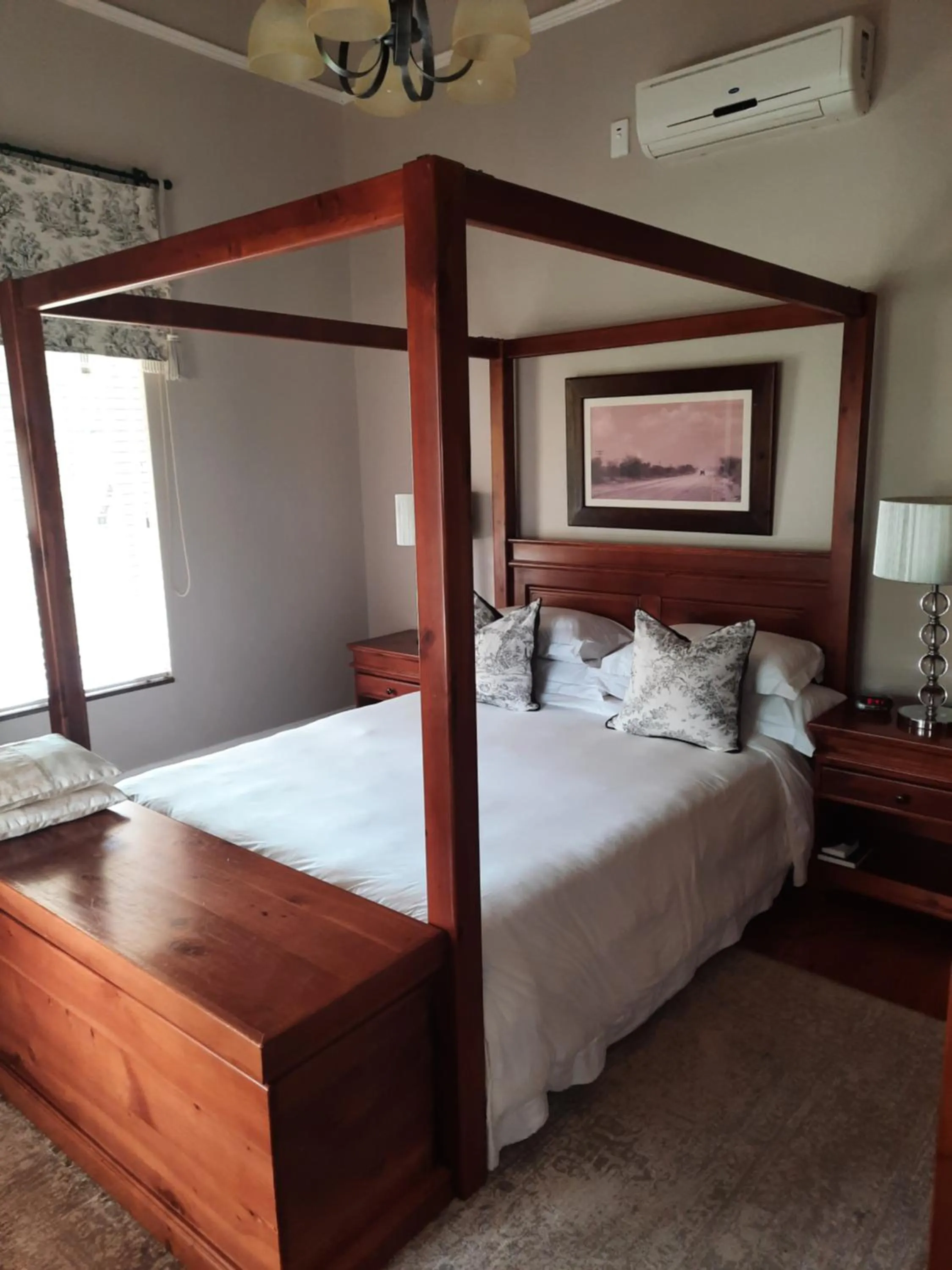 Bedroom, Bed in Villa Beryl Guesthouse