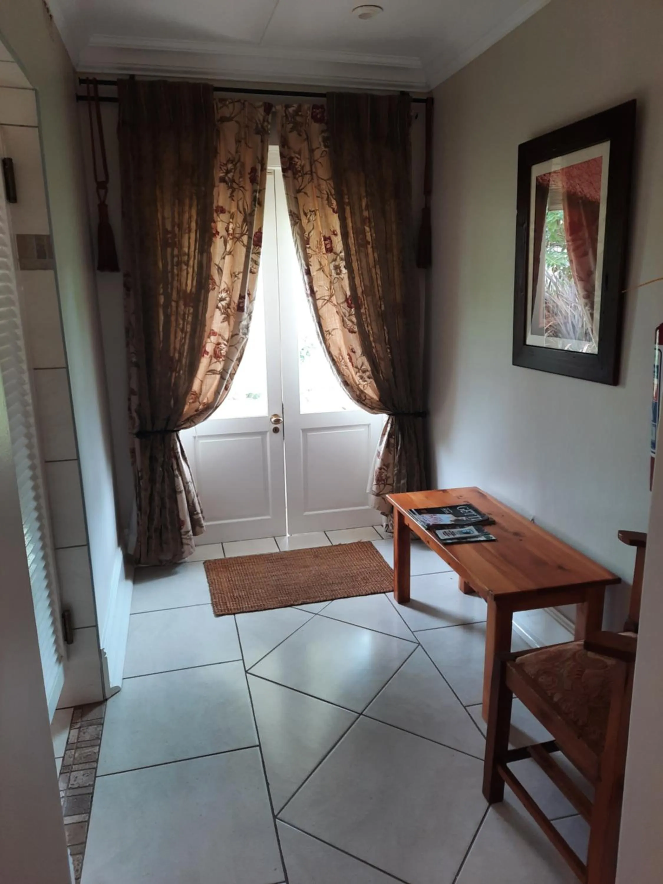 Seating area in Villa Beryl Guesthouse