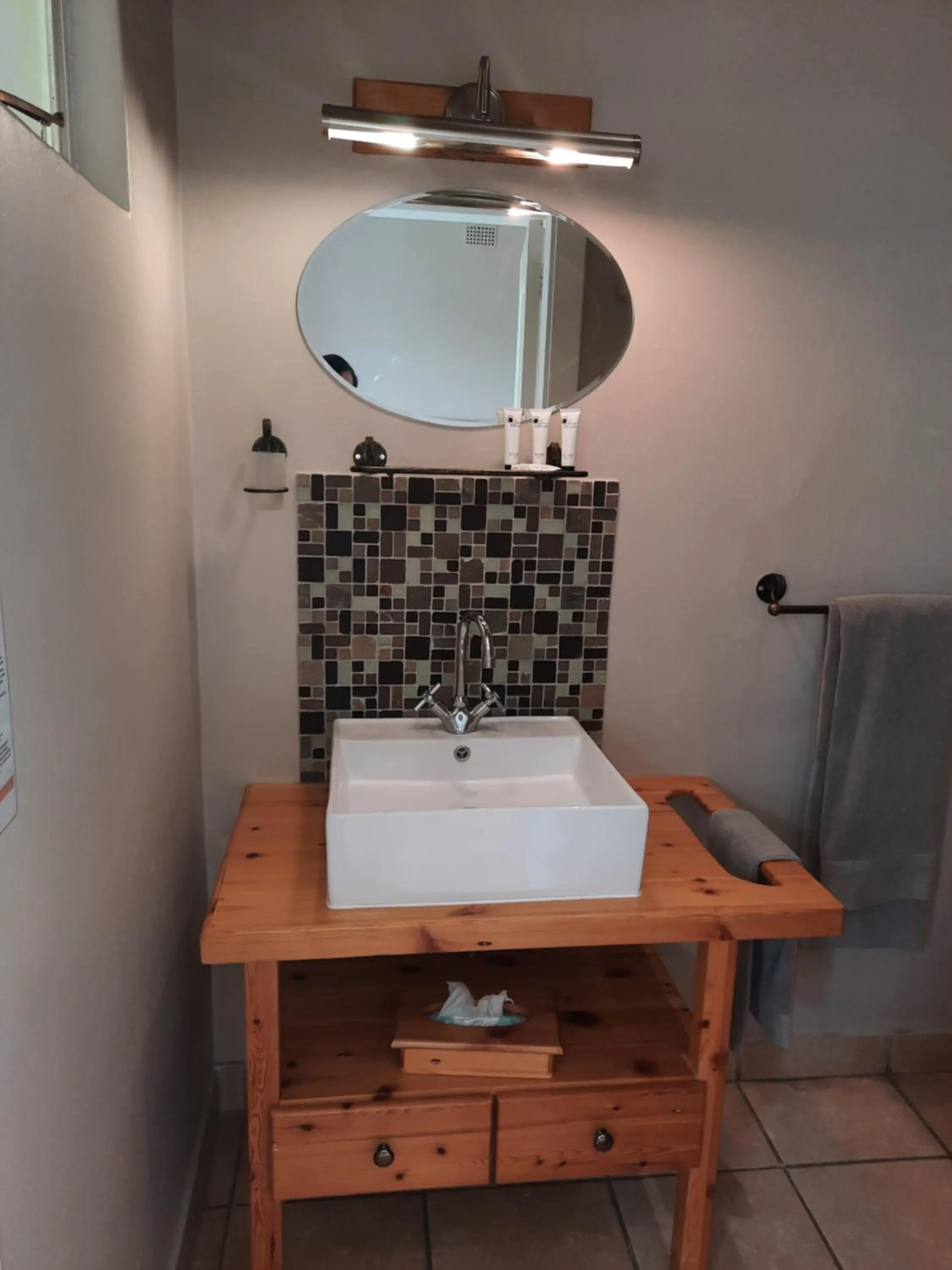 Bathroom in Villa Beryl Guesthouse