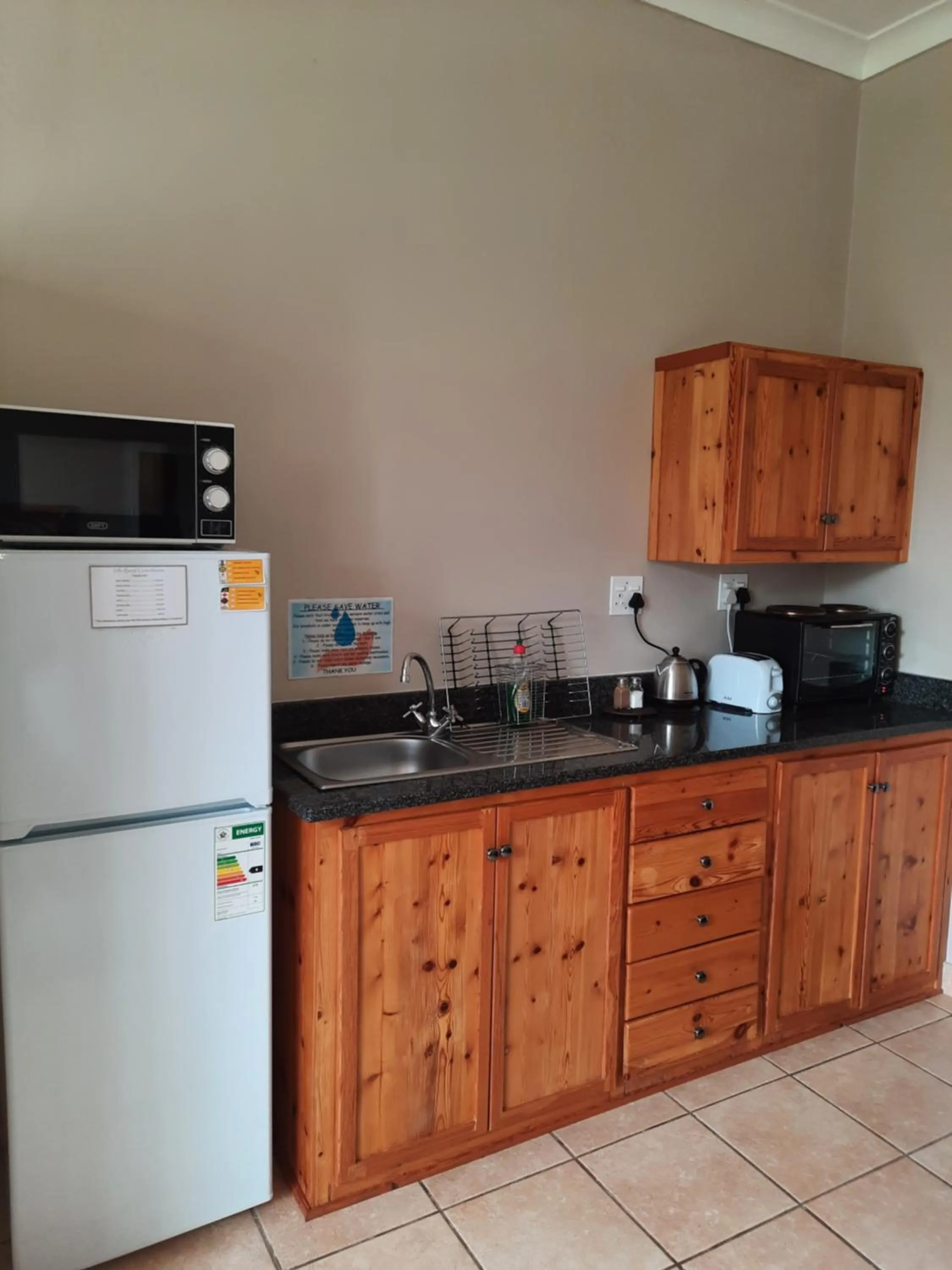 Coffee/tea facilities in Villa Beryl Guesthouse