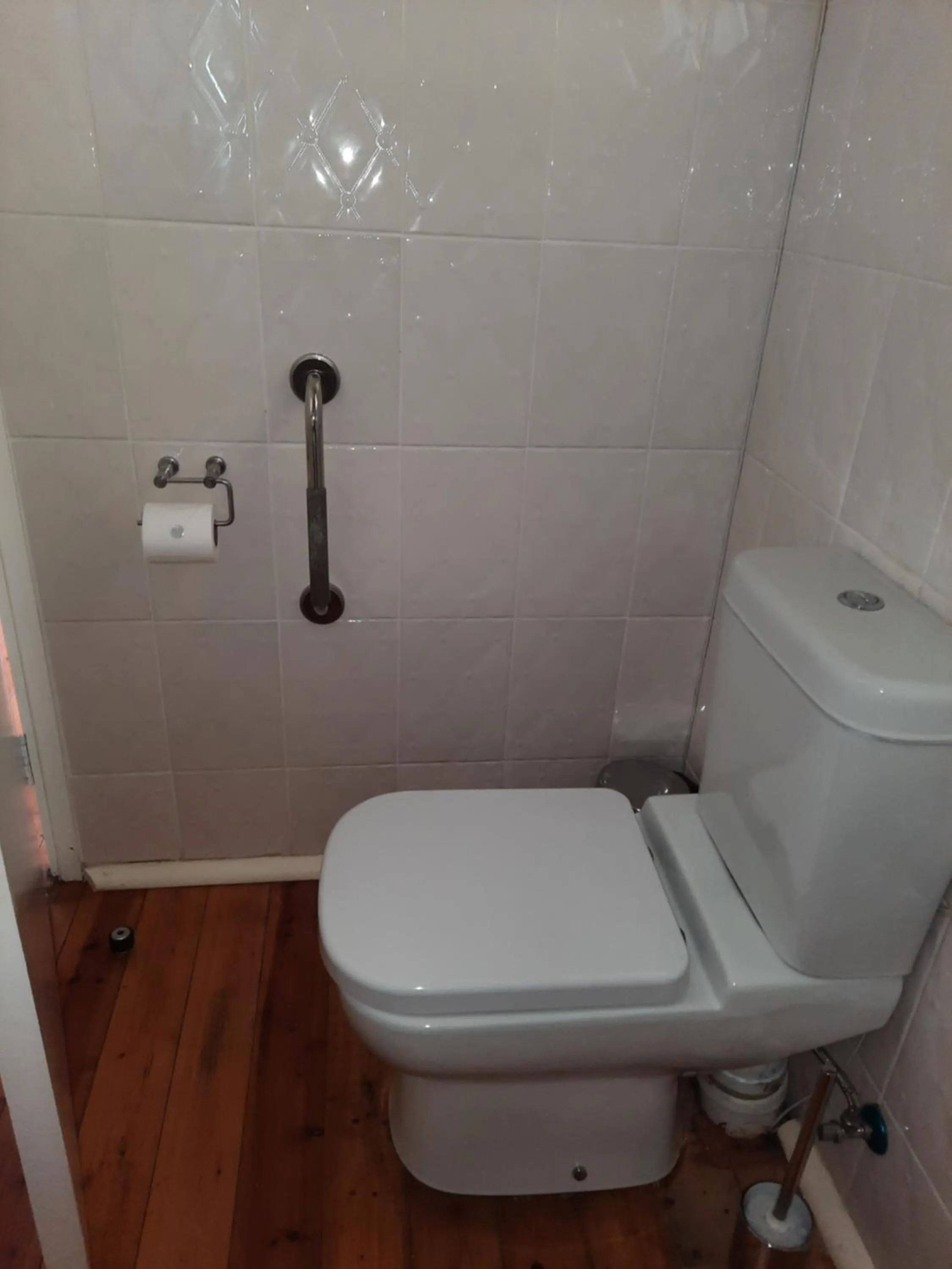 Toilet in Villa Beryl Guesthouse