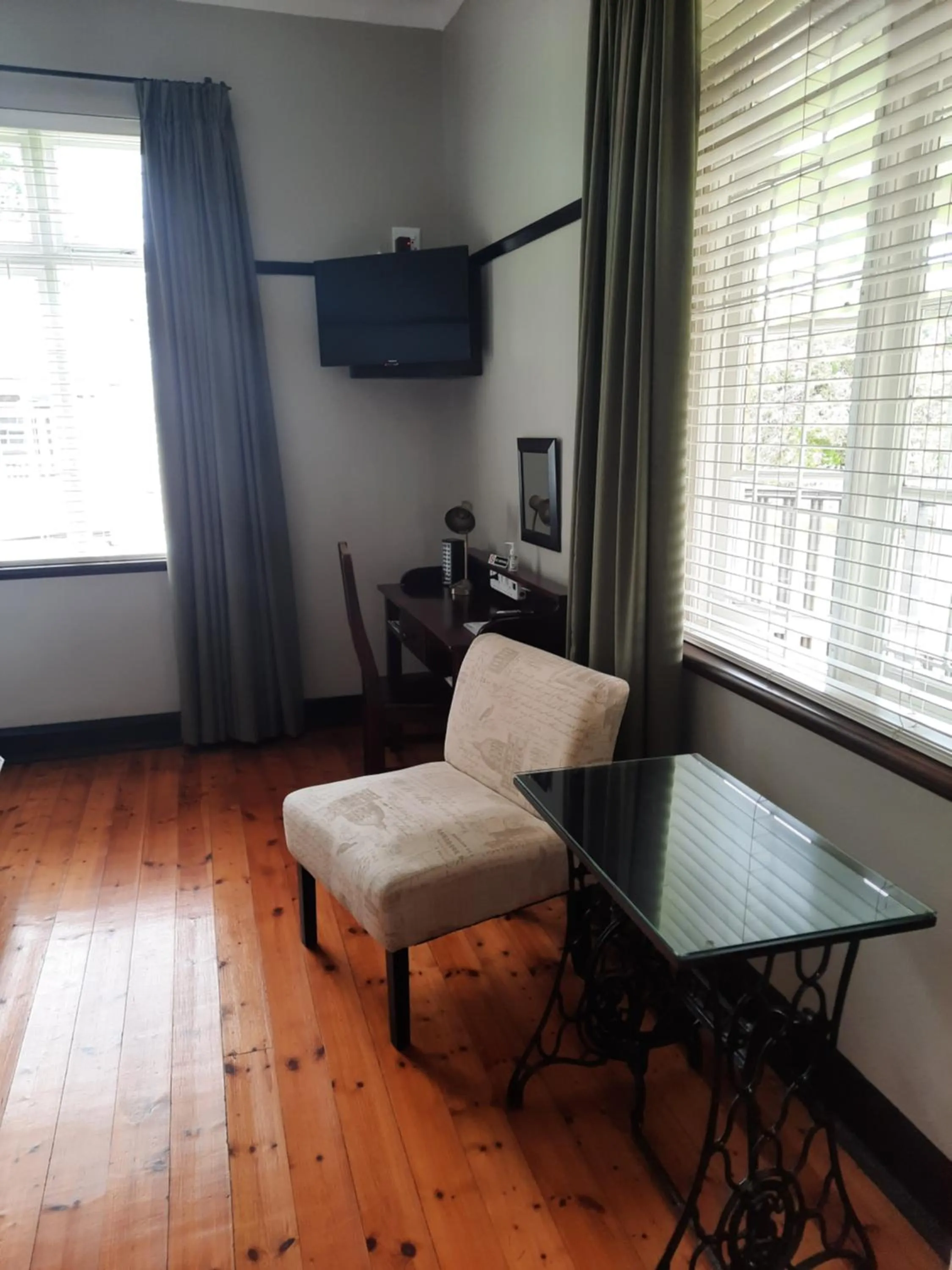 TV and multimedia in Villa Beryl Guesthouse