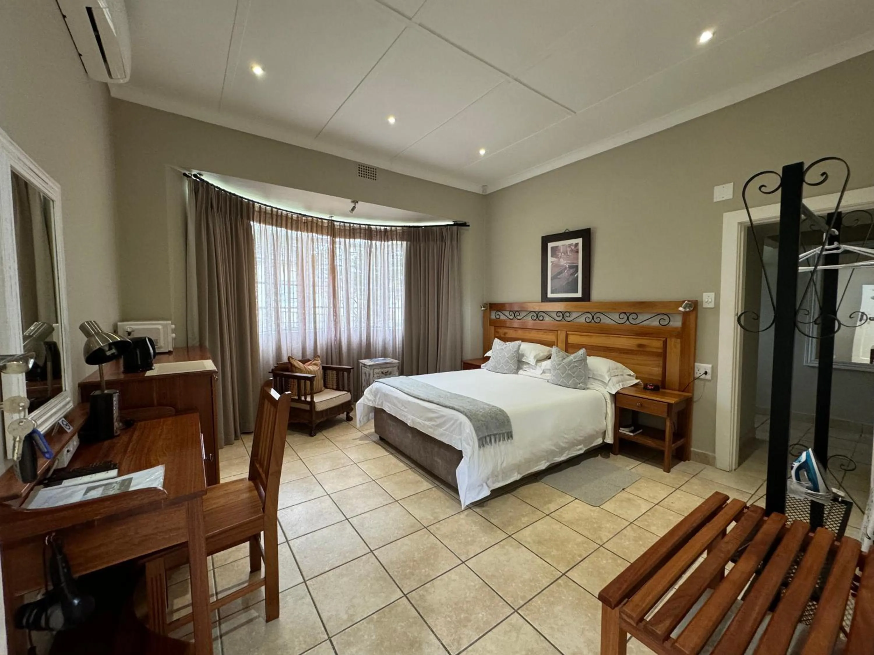 Bedroom, Bed in Villa Beryl Guesthouse