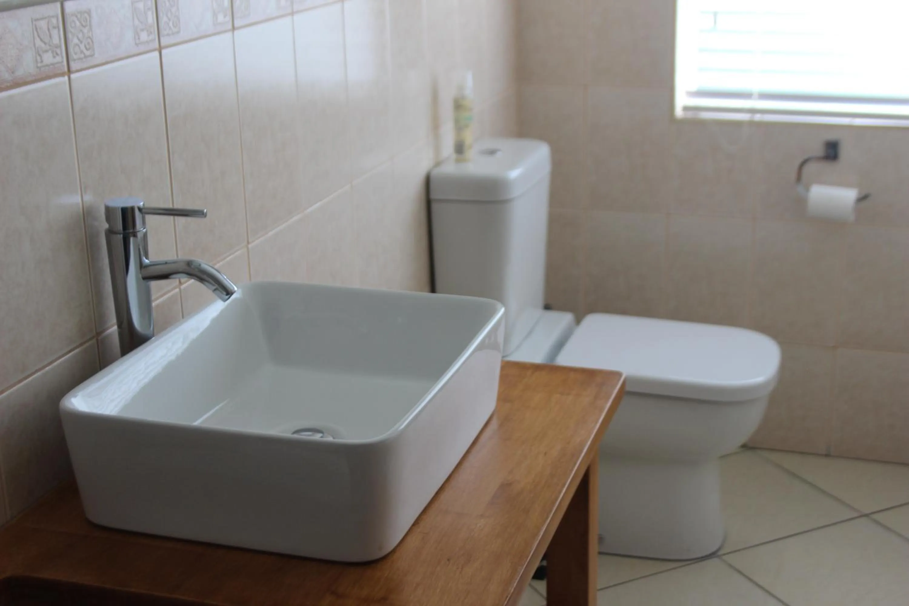 Toilet in Villa Beryl Guesthouse