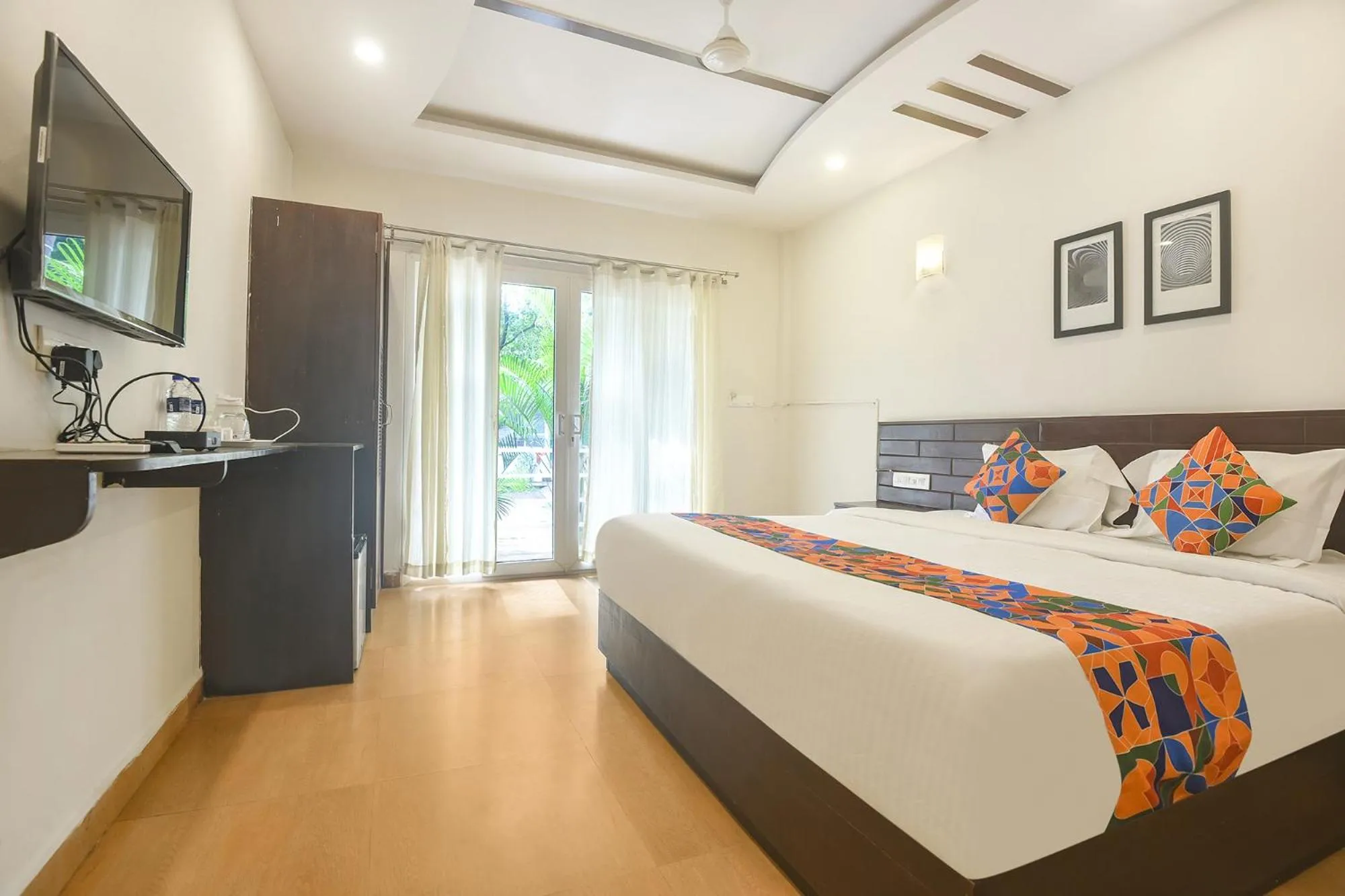 Bed in FabHotel La Volga - Nr Morjim beach