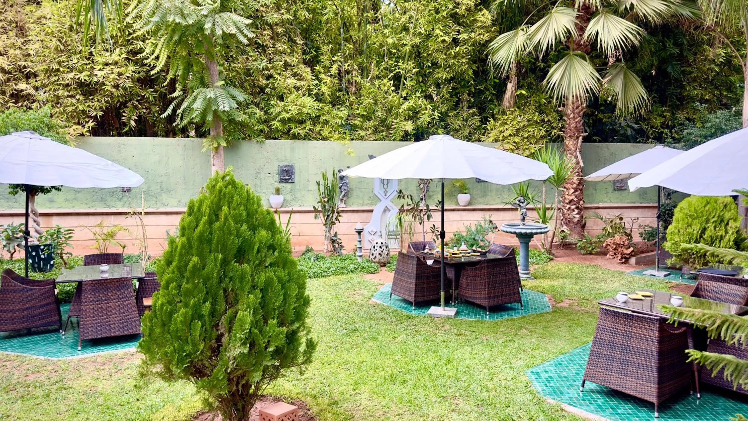 Garden in Sillage Palace Sky & Spa