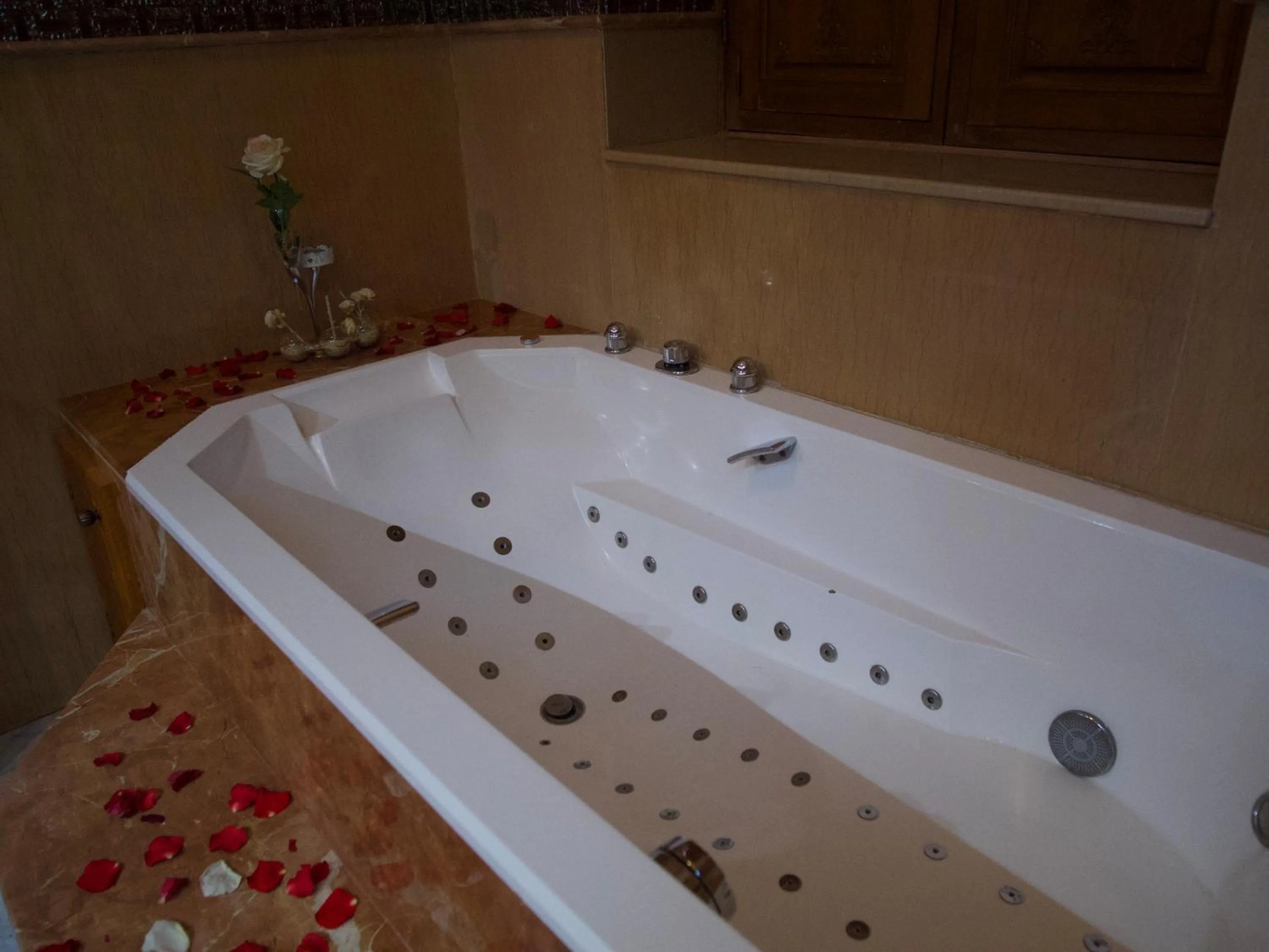 Bathroom in Sillage Palace Sky & Spa