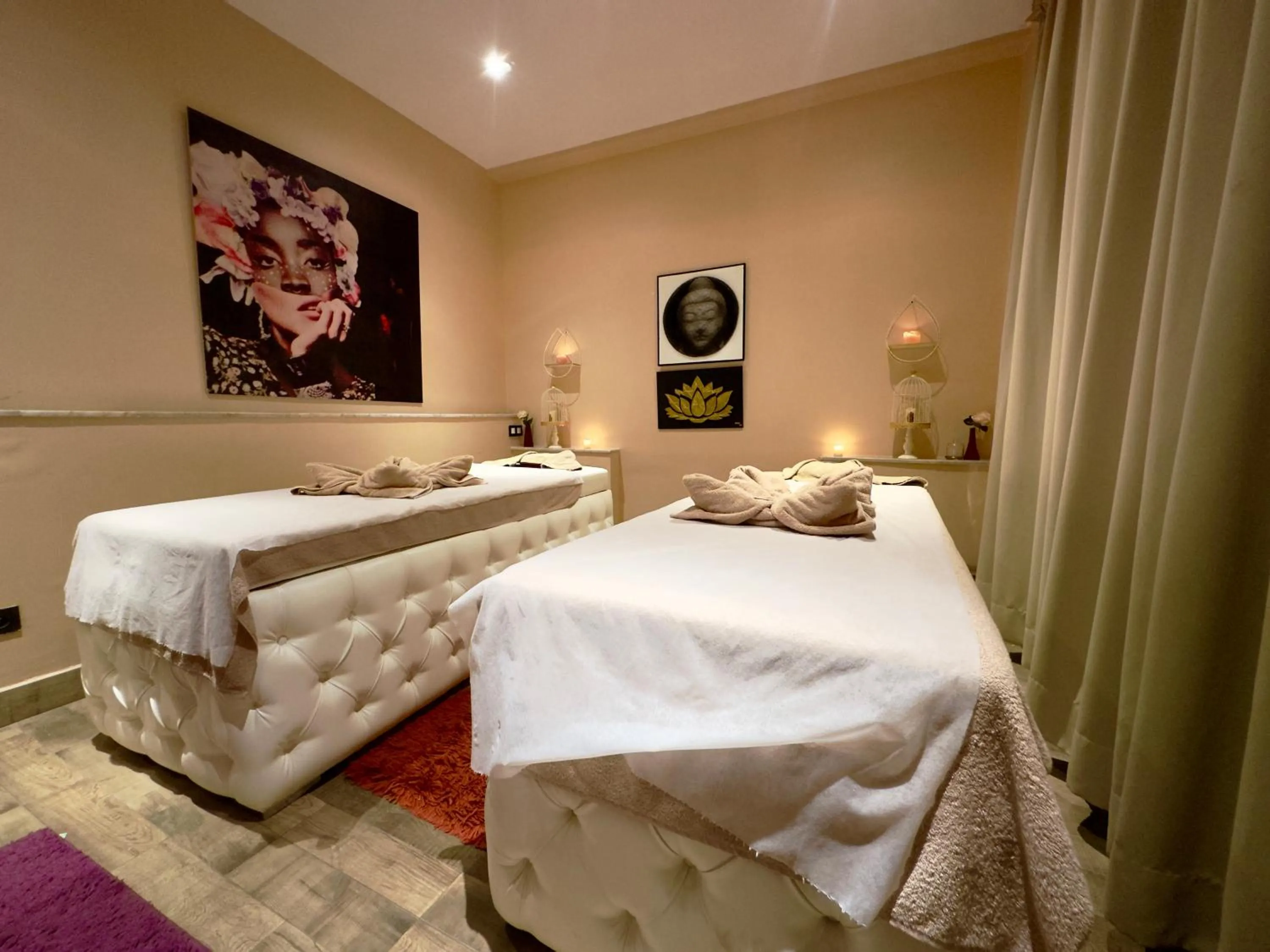 Massage, Bed in Sillage Palace Sky & Spa