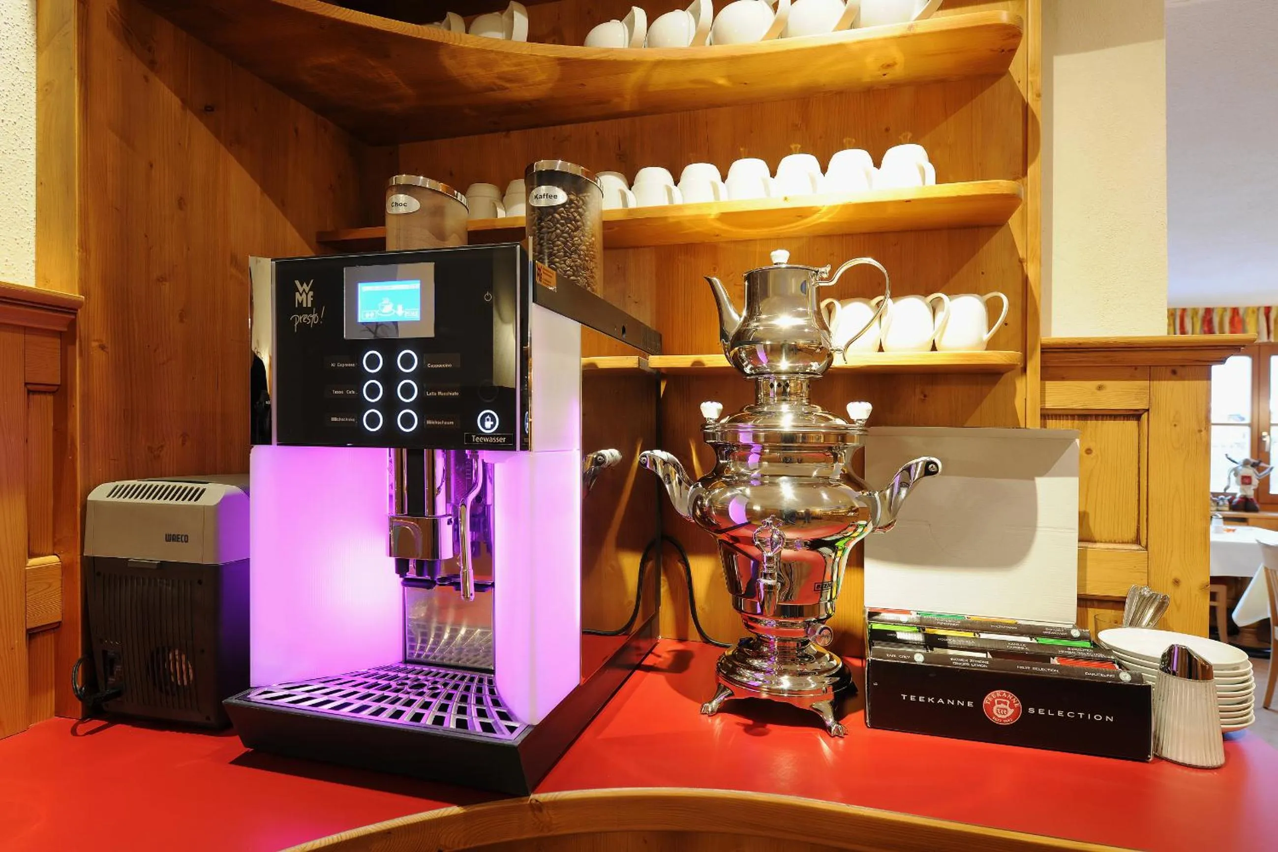 Buffet breakfast in Aparthotel Kristall