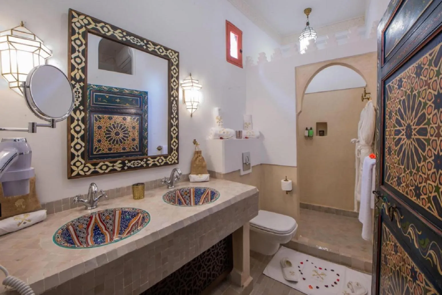 Bathroom in Riad la clé d'or & spa