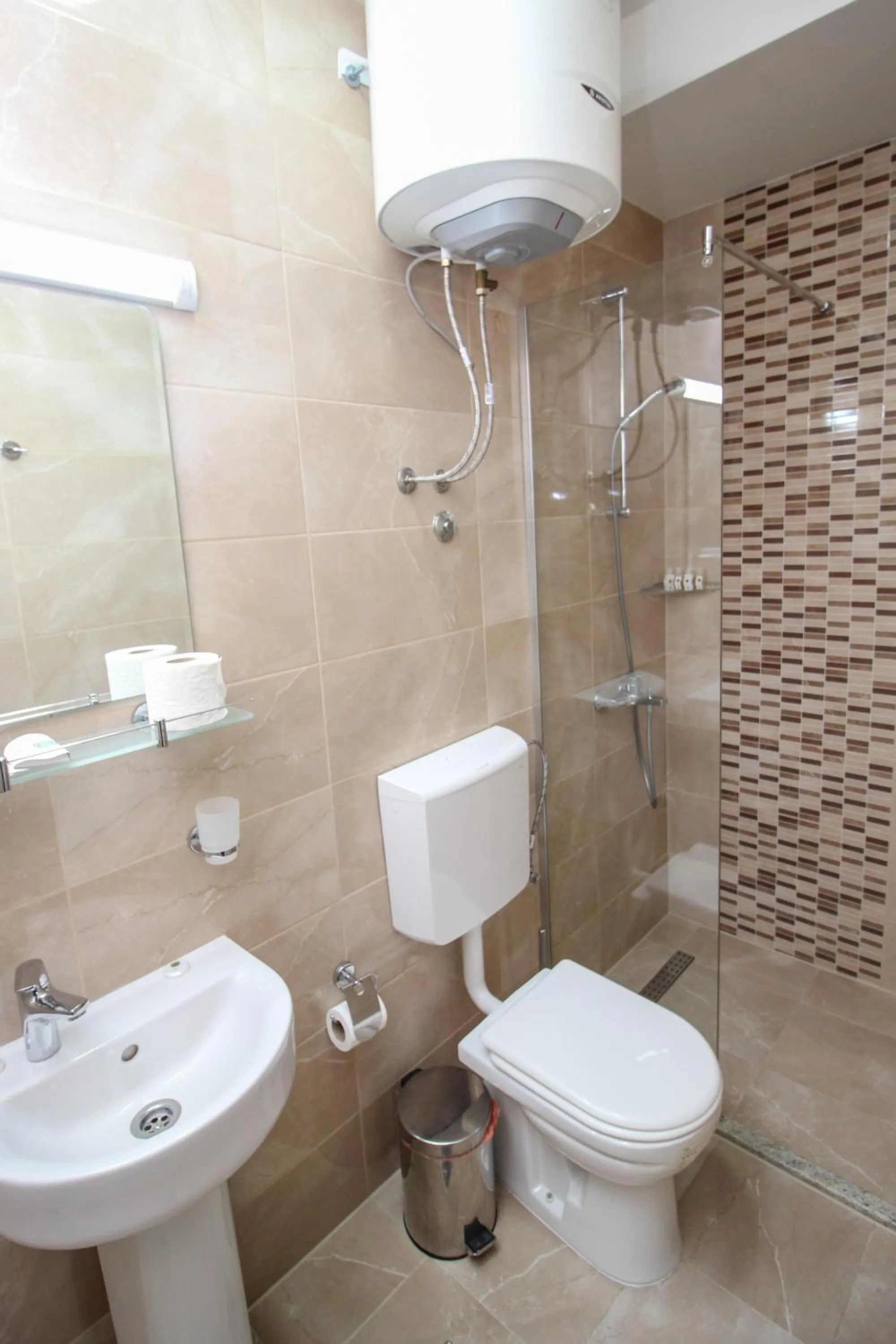 Bathroom in Hotel Cingo