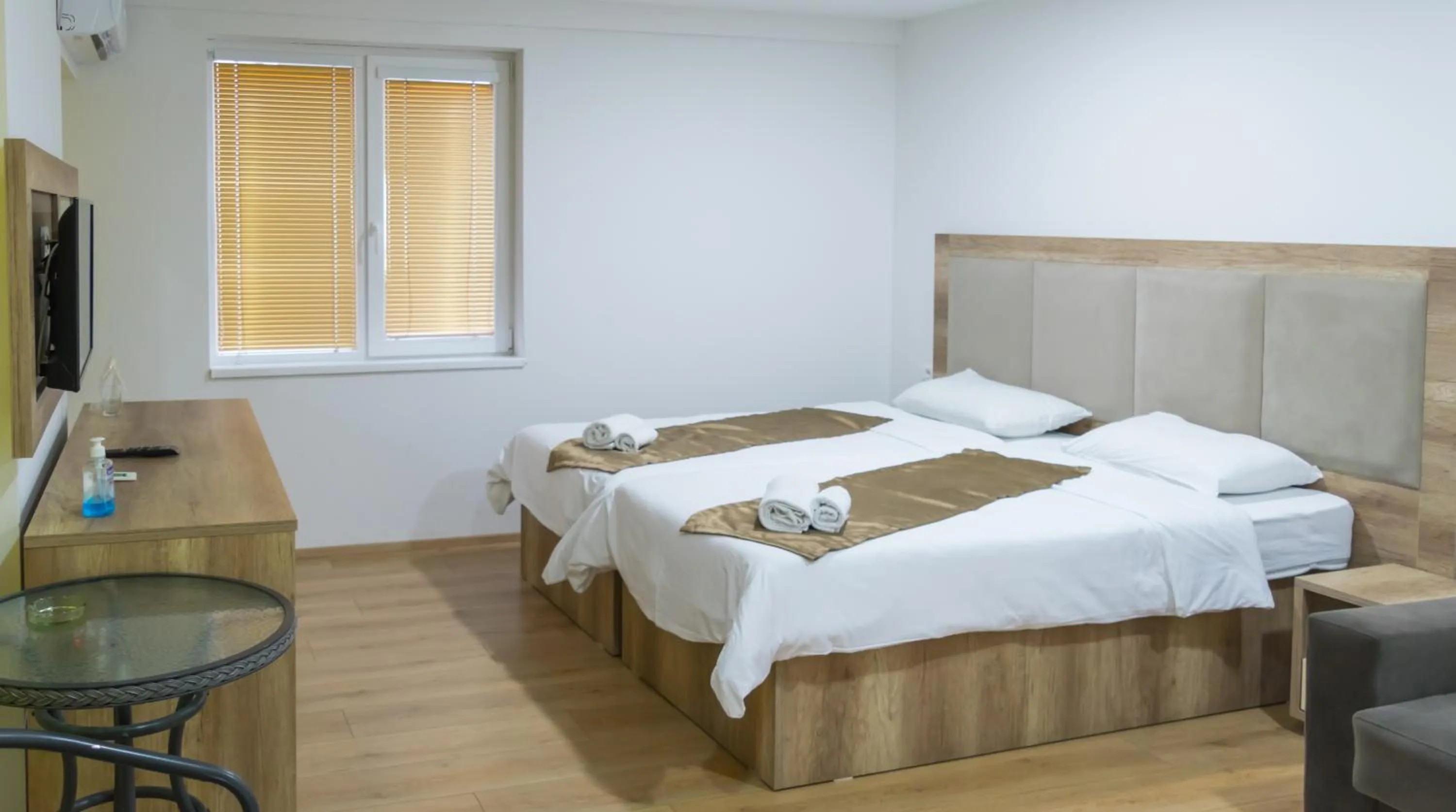 Photo of the whole room in Hotel Cingo