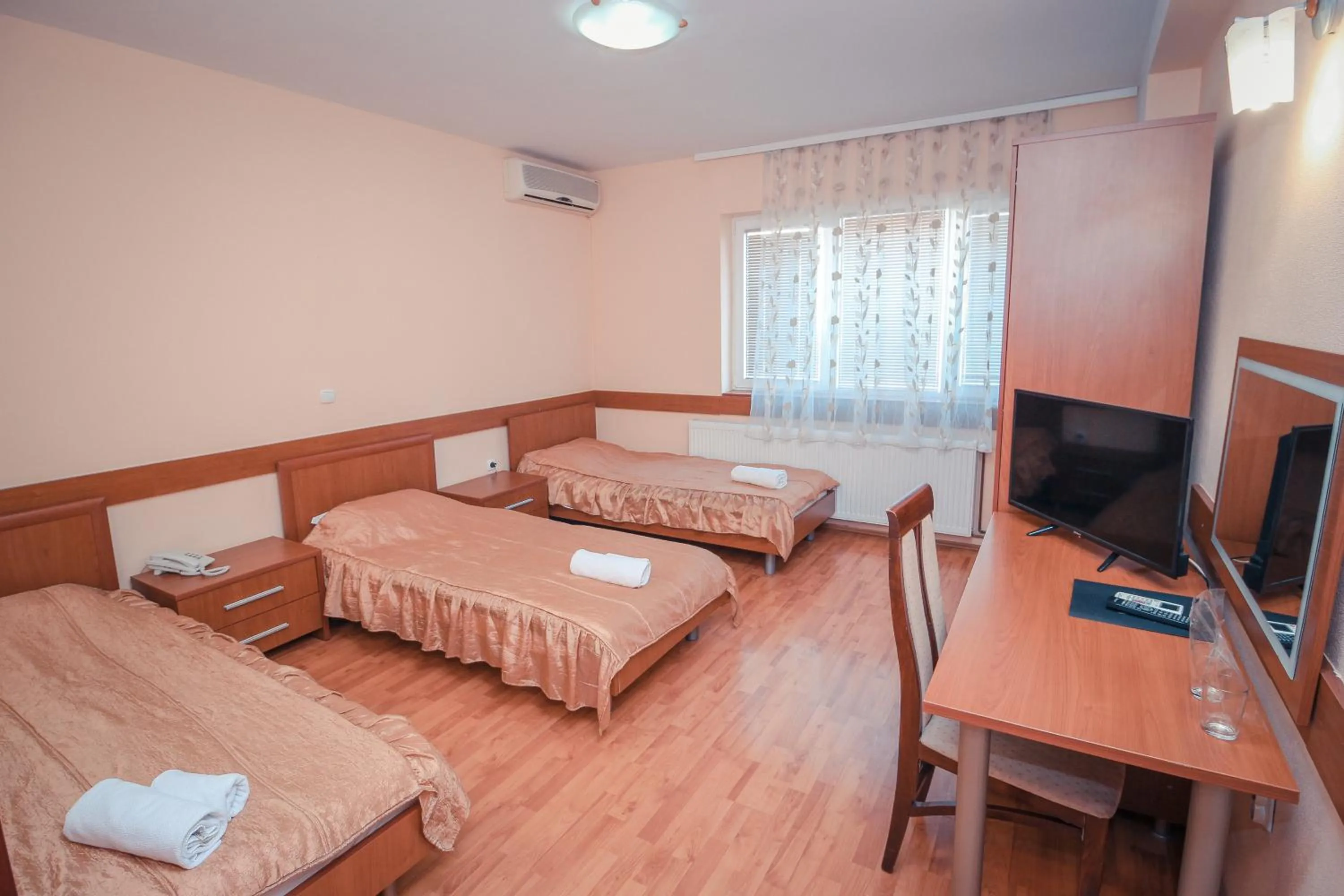 Photo of the whole room in Hotel Cingo