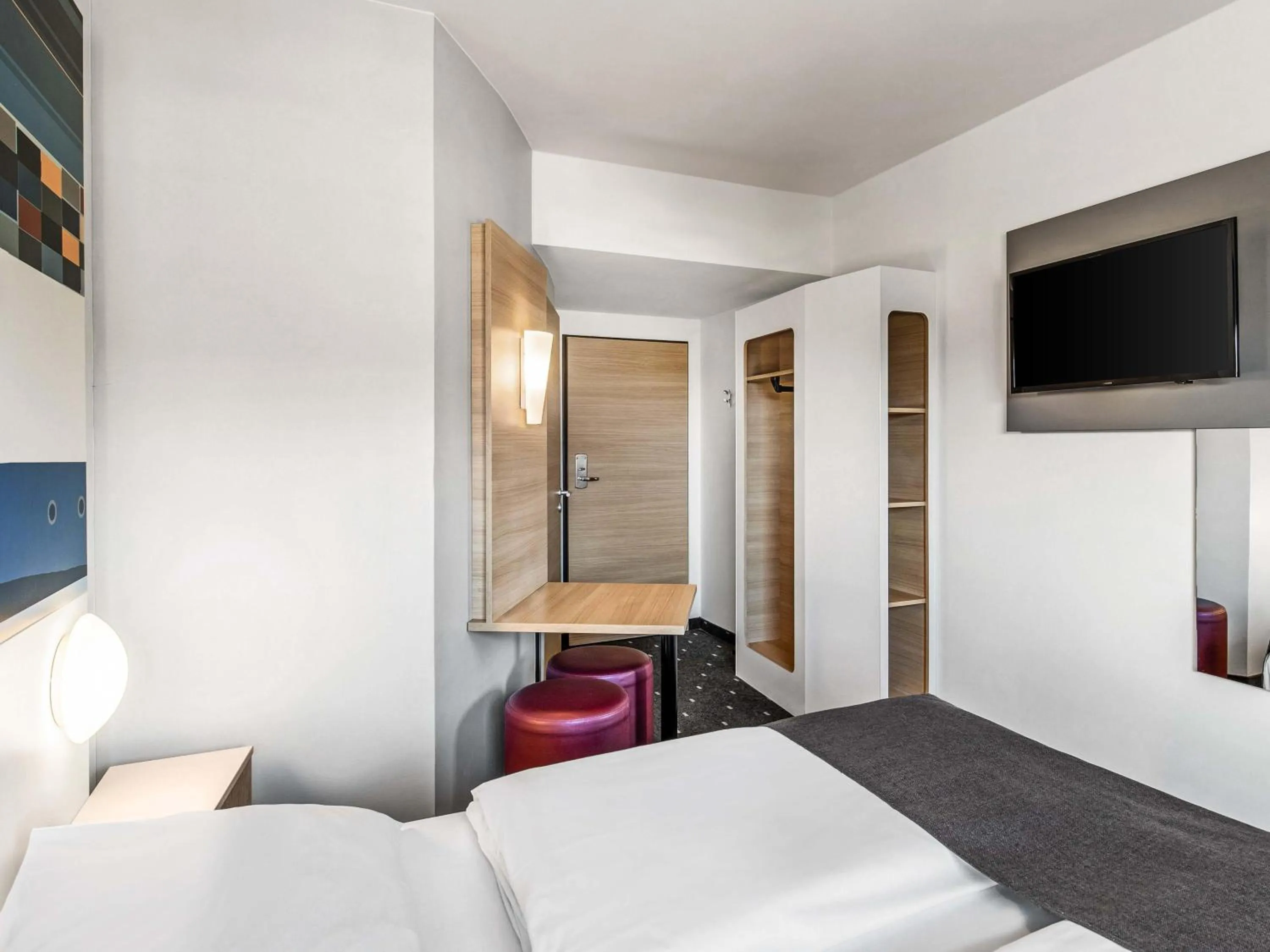 Bed in B&B Hotel Hamburg-Altona